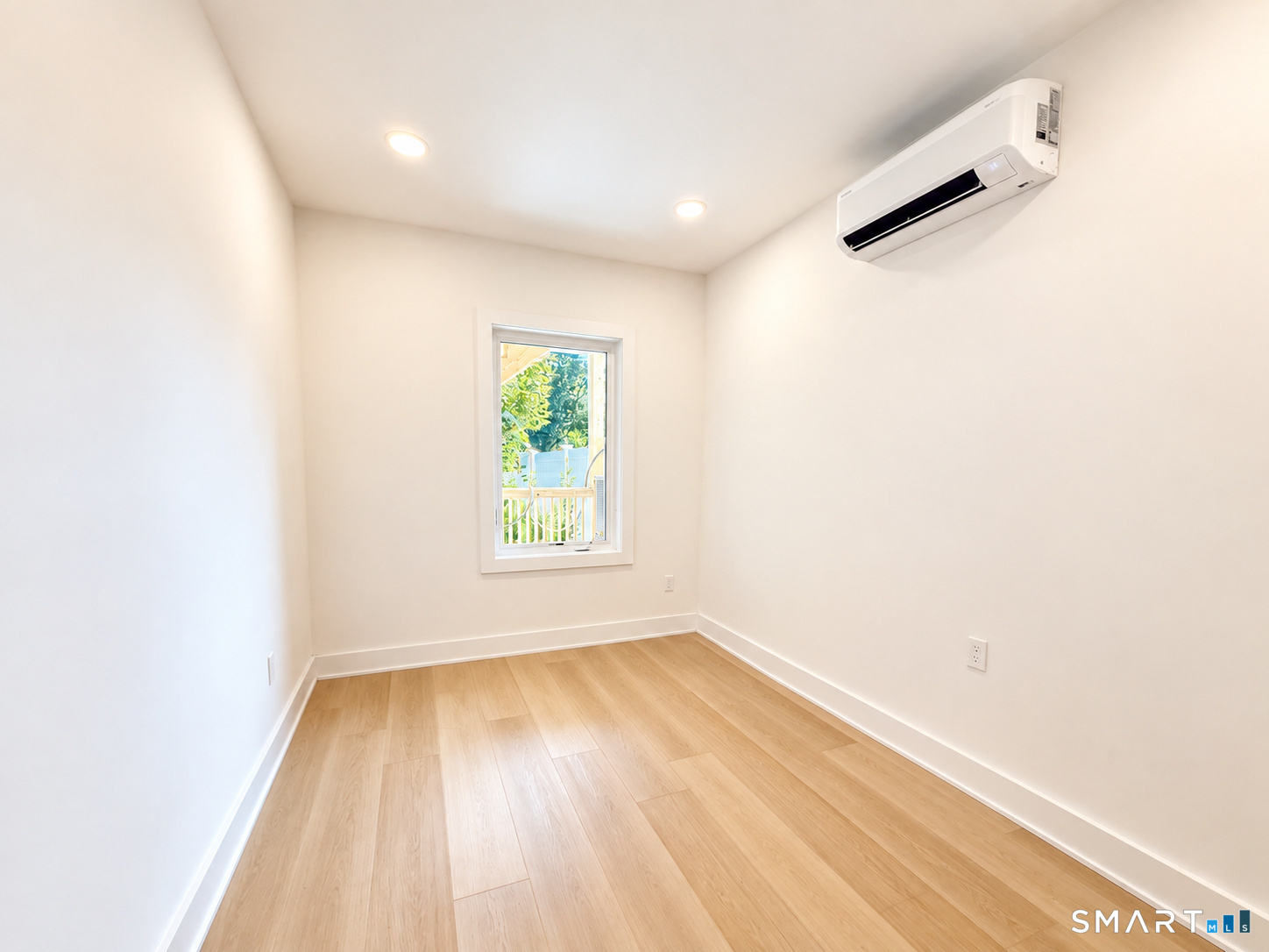 77 Ely 1 Avenue Property Photo 8