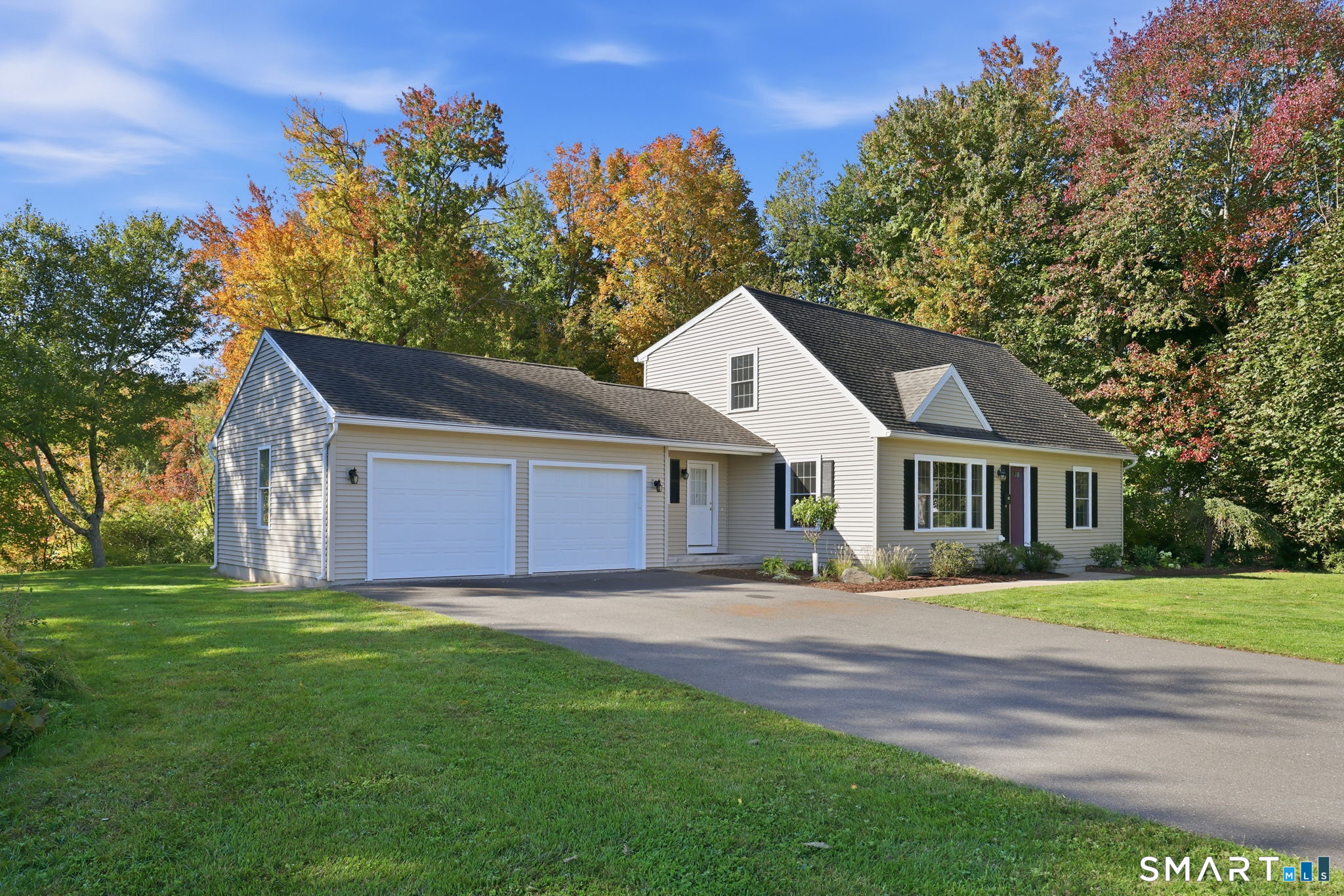 40 Valmore Road Property Photo 2
