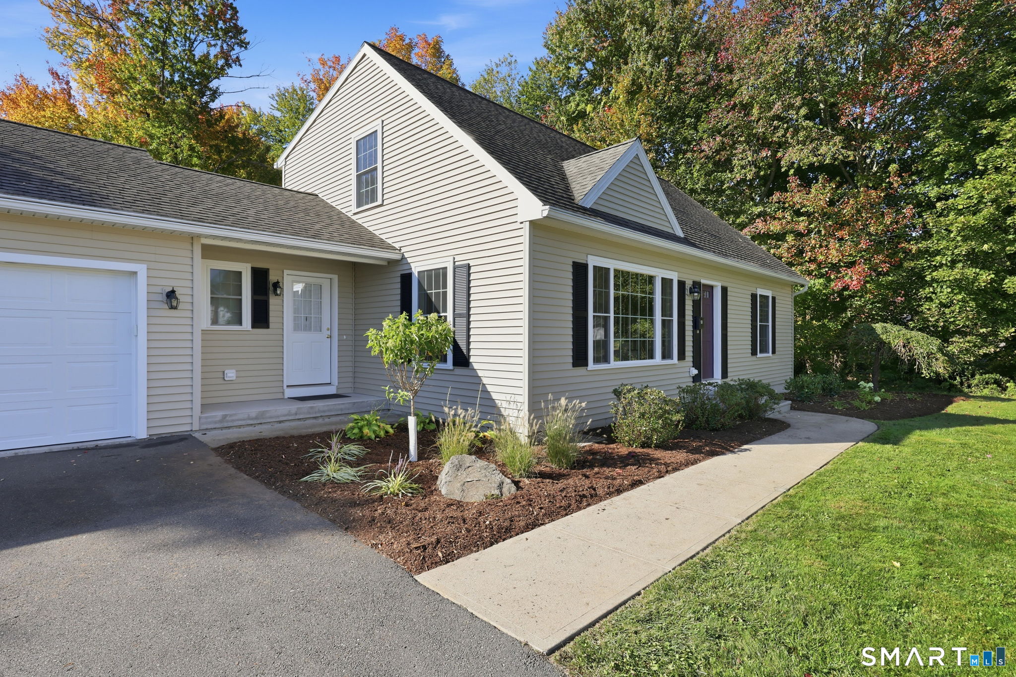 40 Valmore Road Property Photo 3
