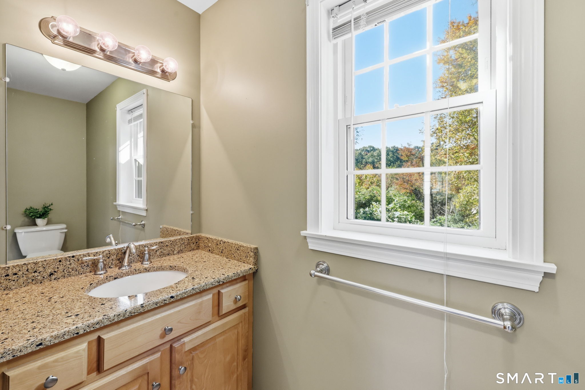 40 Valmore Road Property Photo 6