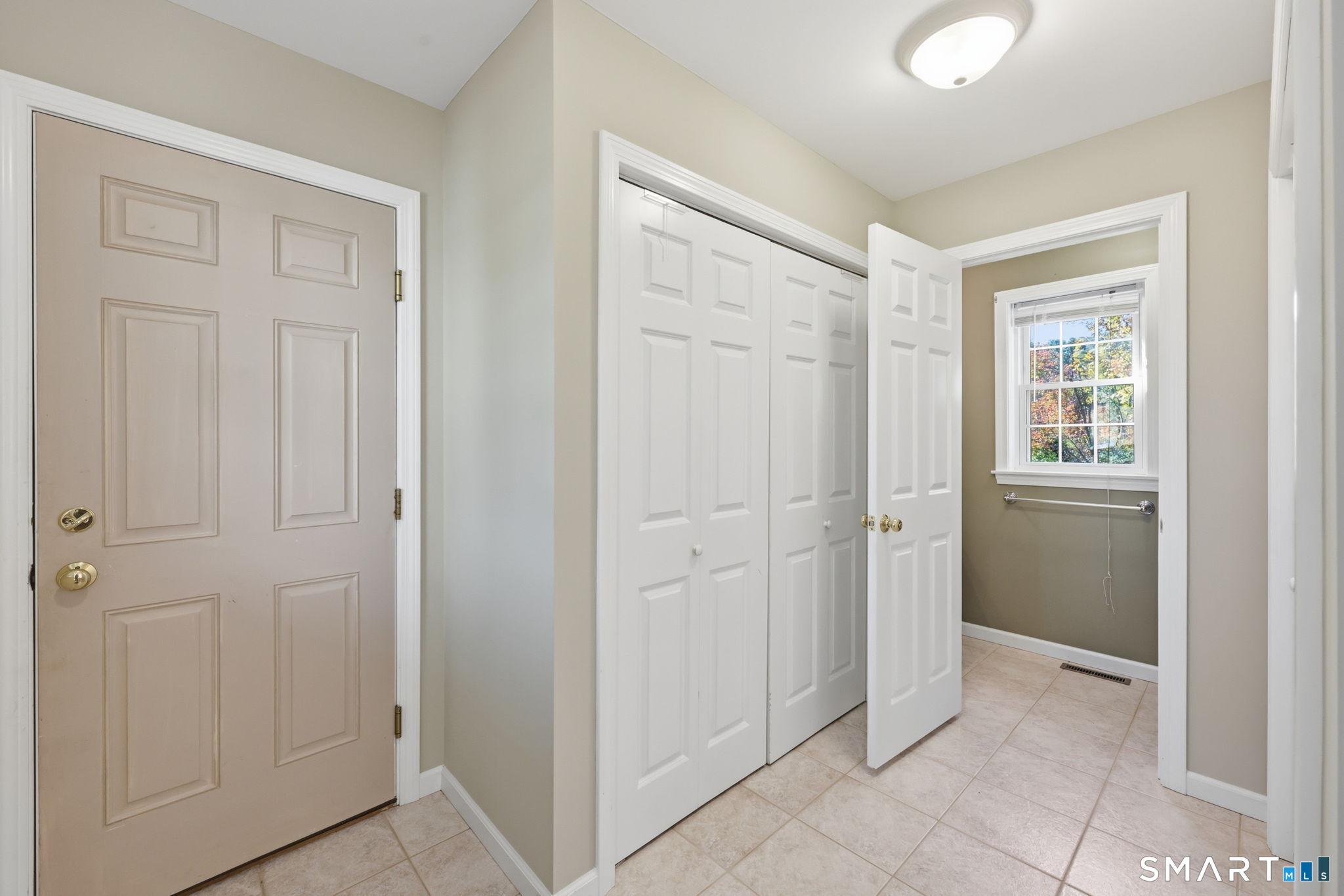 40 Valmore Road Property Photo 7