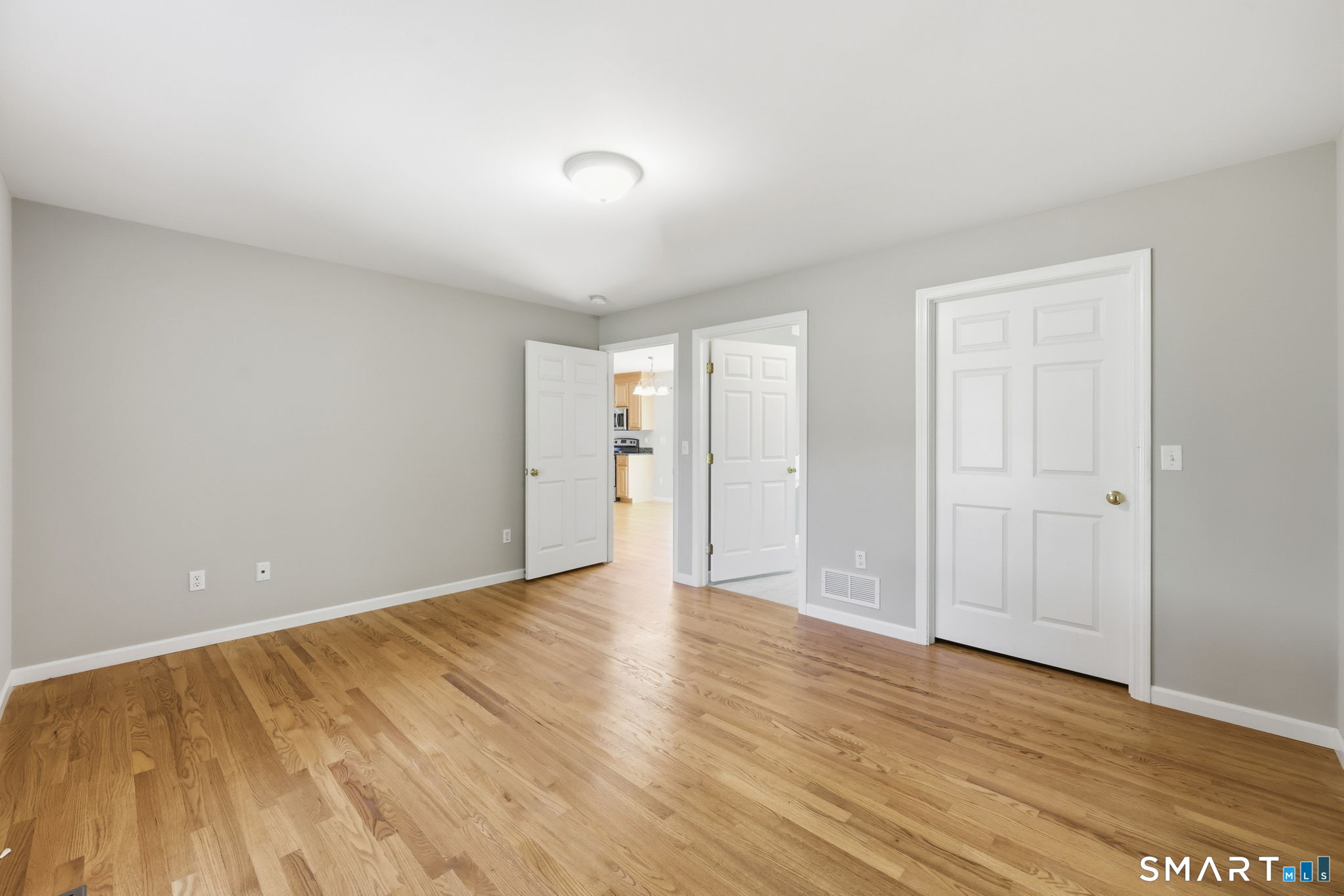 40 Valmore Road Property Photo 16