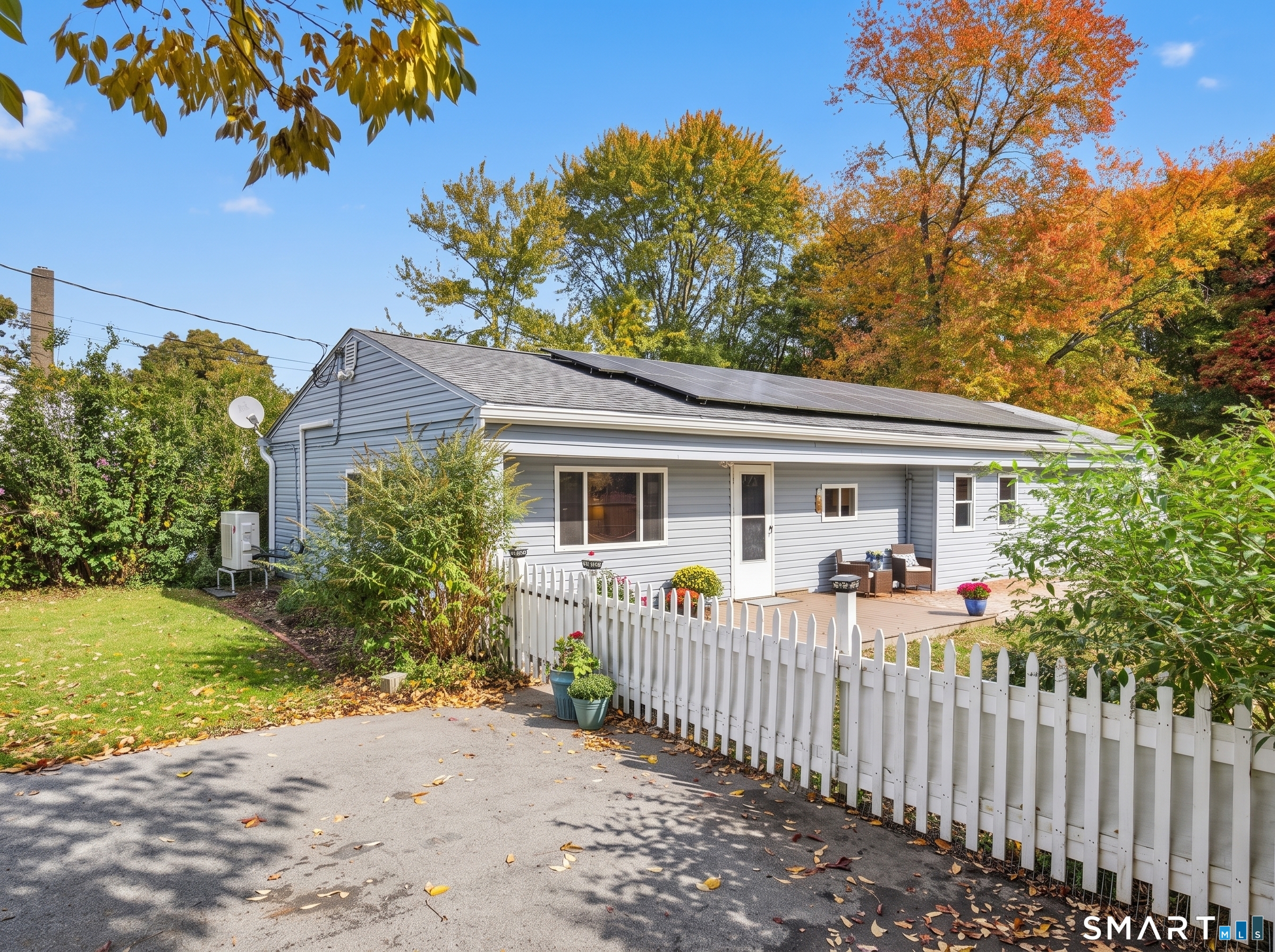 13 Woodlawn Avenue Property Photo 1