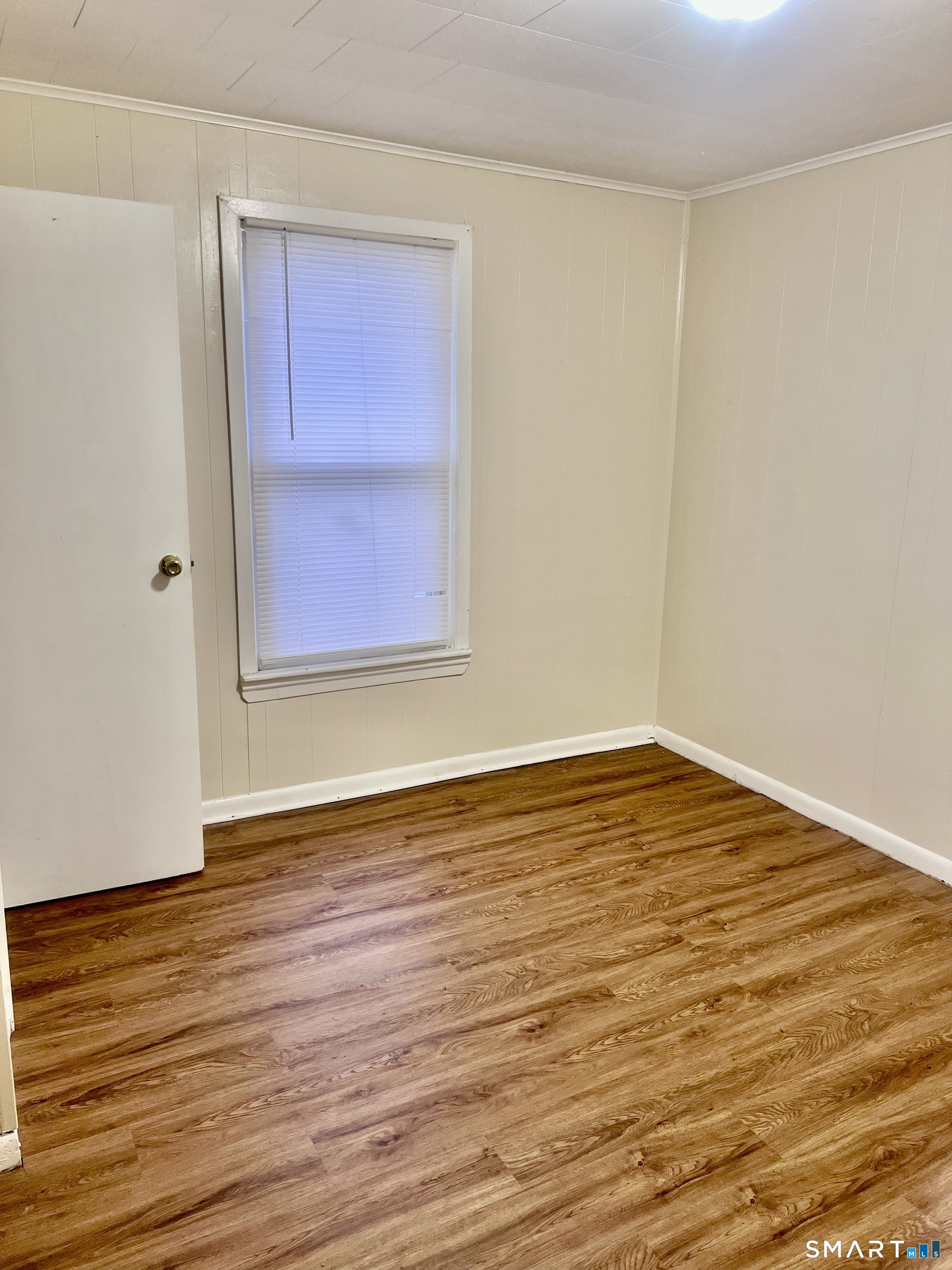 282 Front Avenue Property Photo 6