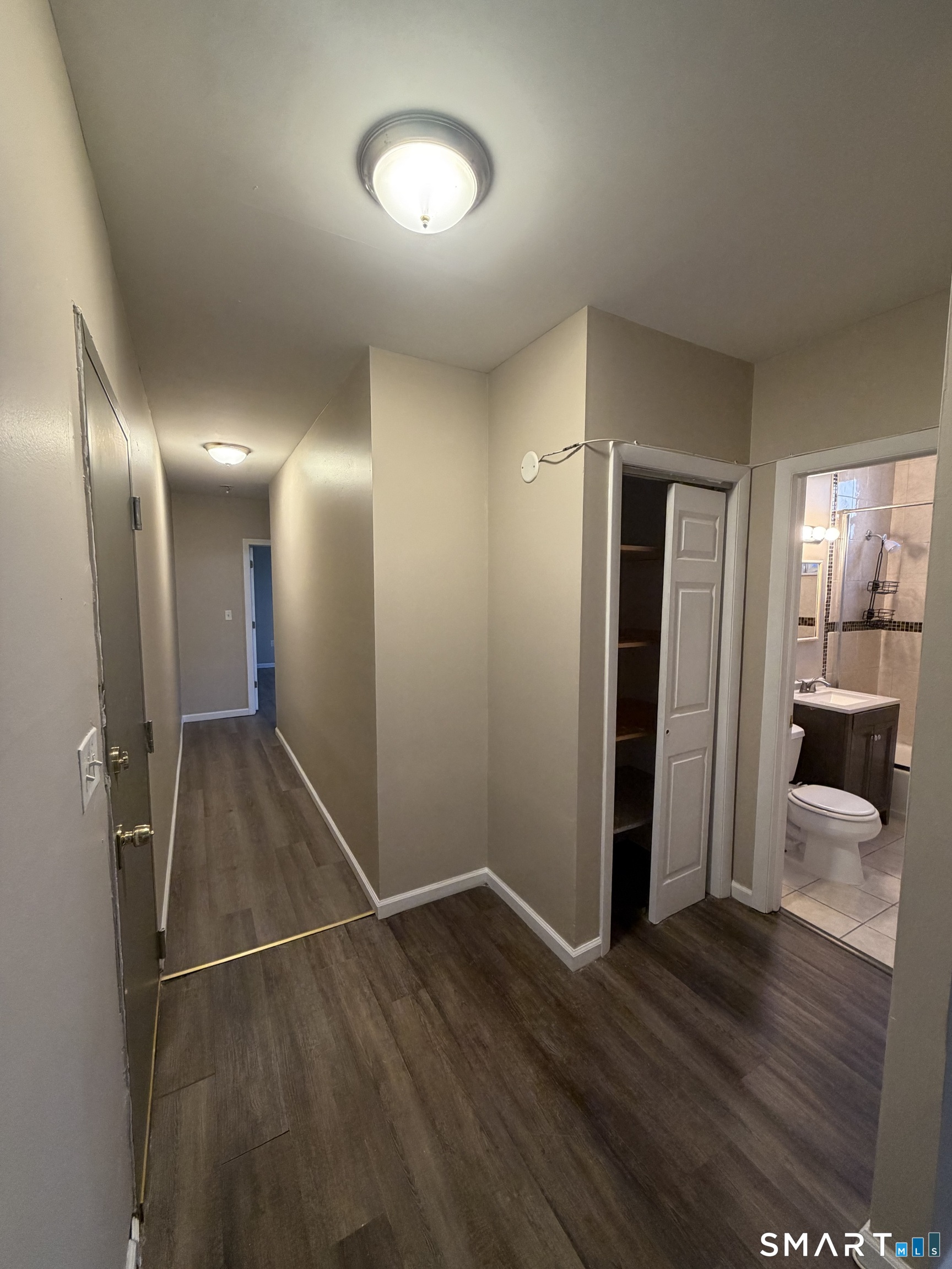 24 Merrill D1 Street Property Photo 7