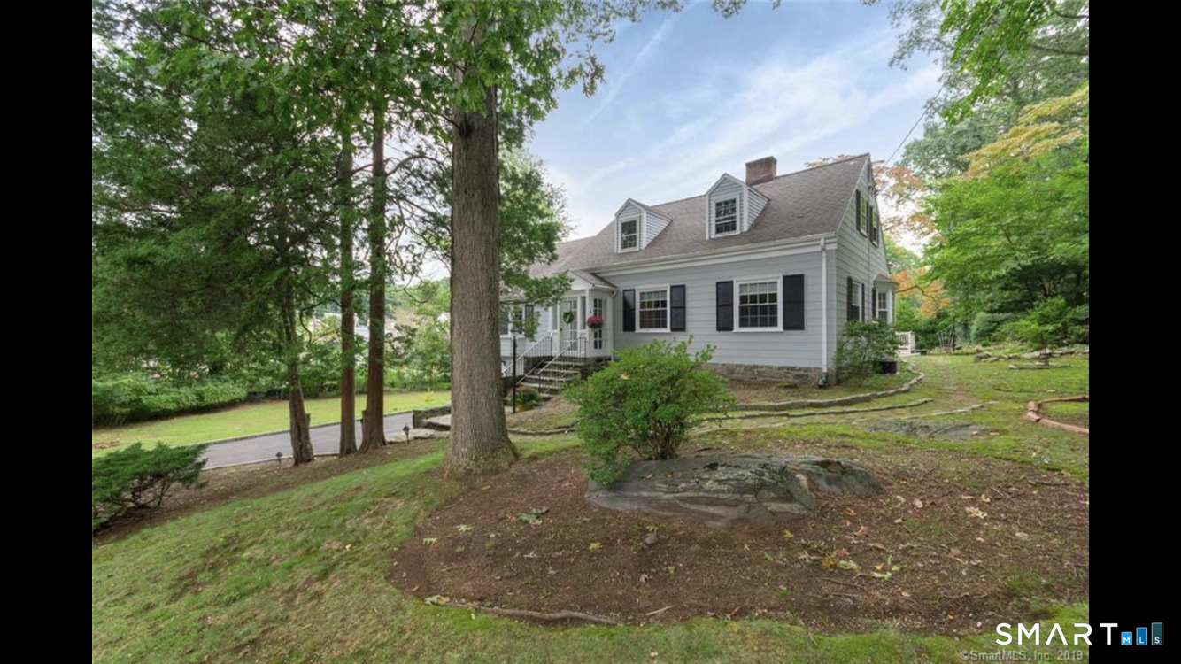 167 Old North Stamford R Road Property Photo 2