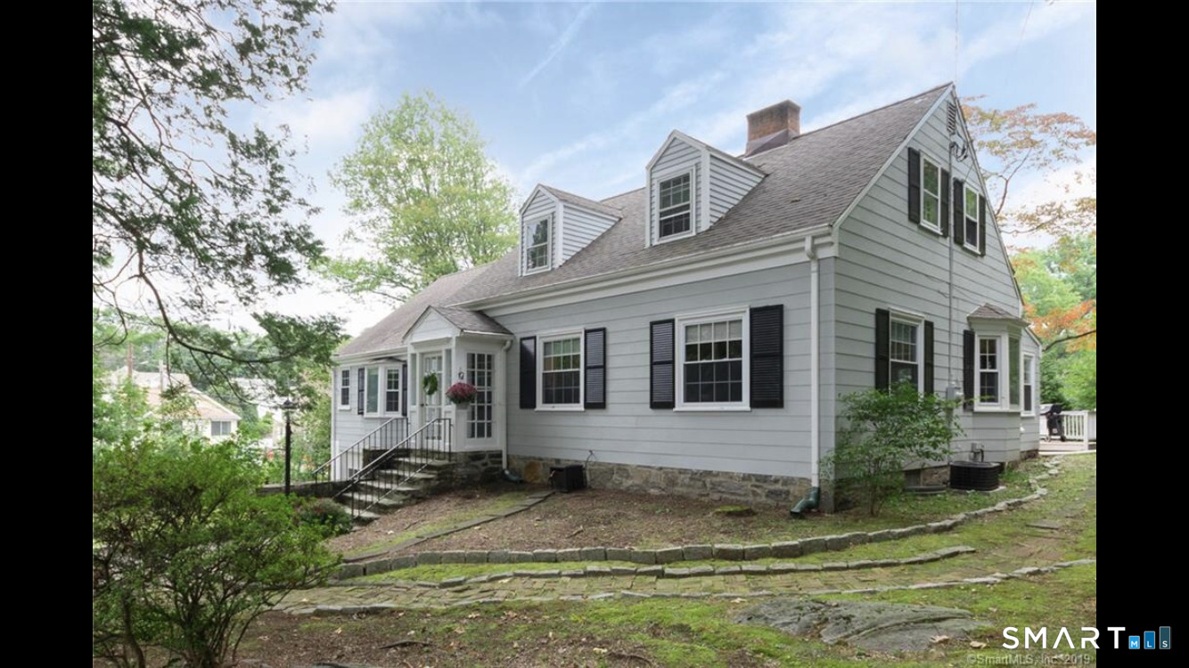 167 Old North Stamford R Road Property Photo 3