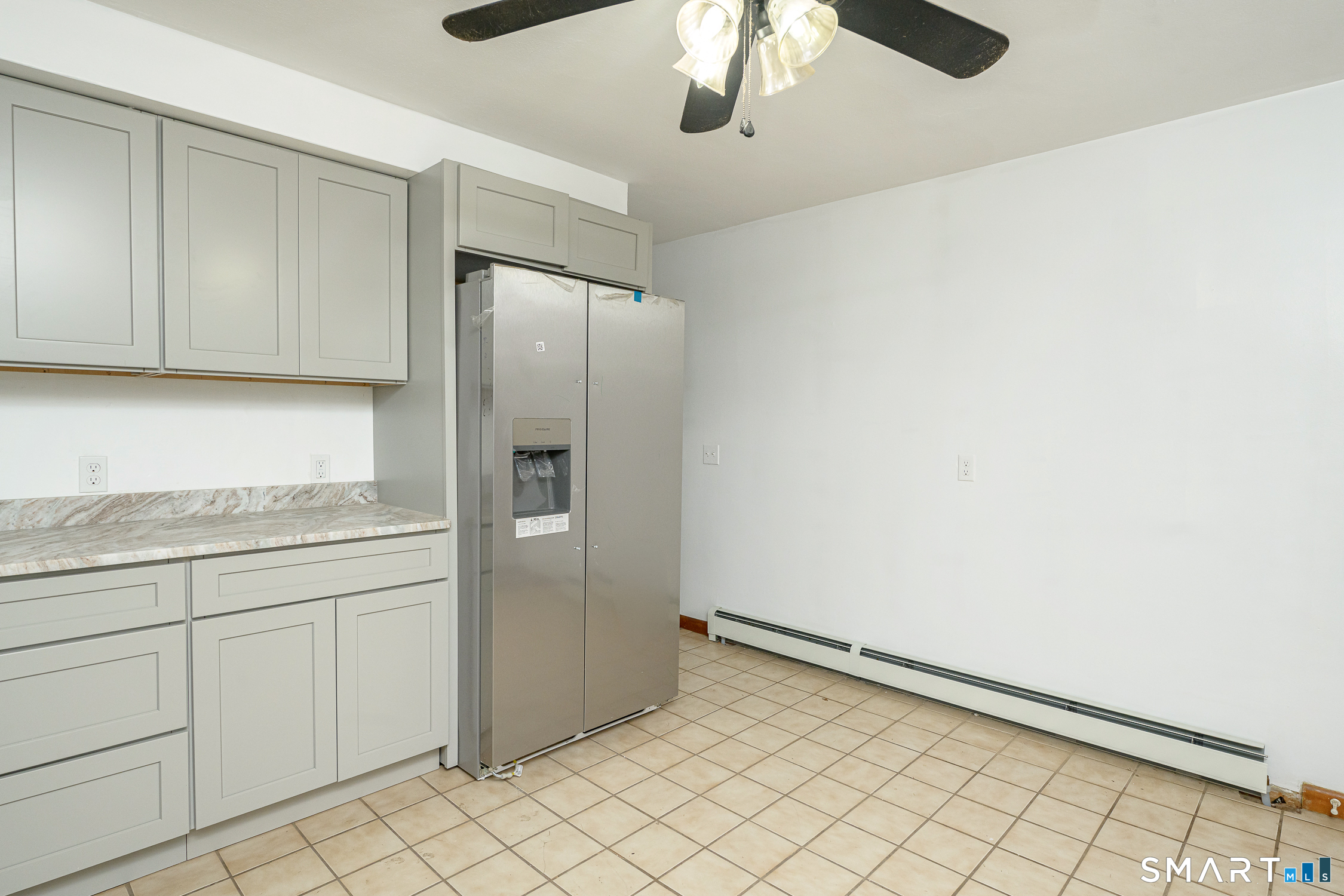 725 Frontage South Road Property Photo 8