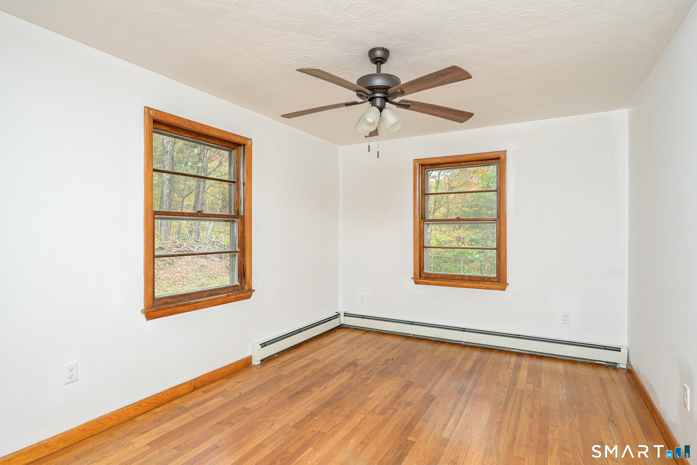 725 Frontage South Road Property Photo 14