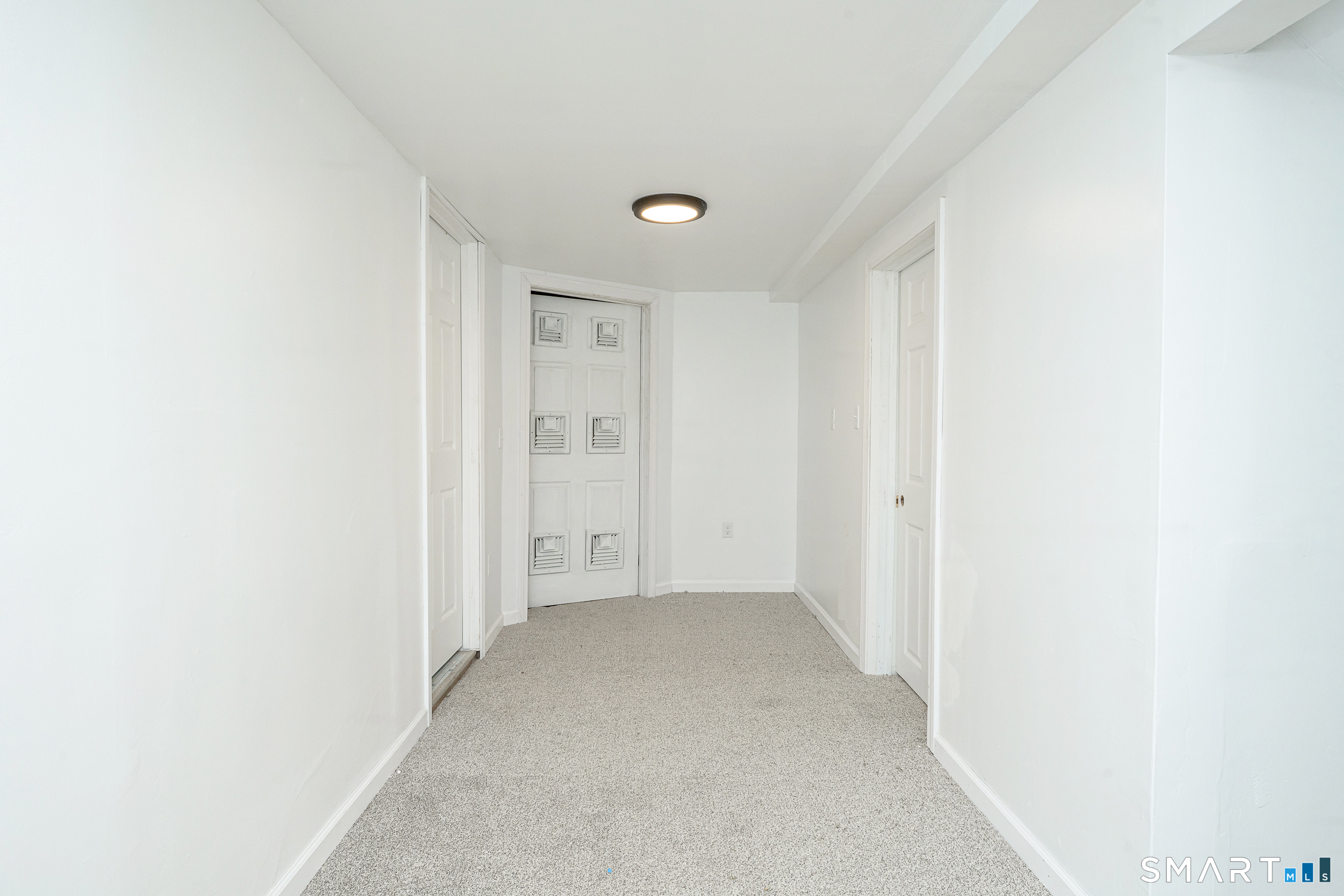 725 Frontage South Road Property Photo 23
