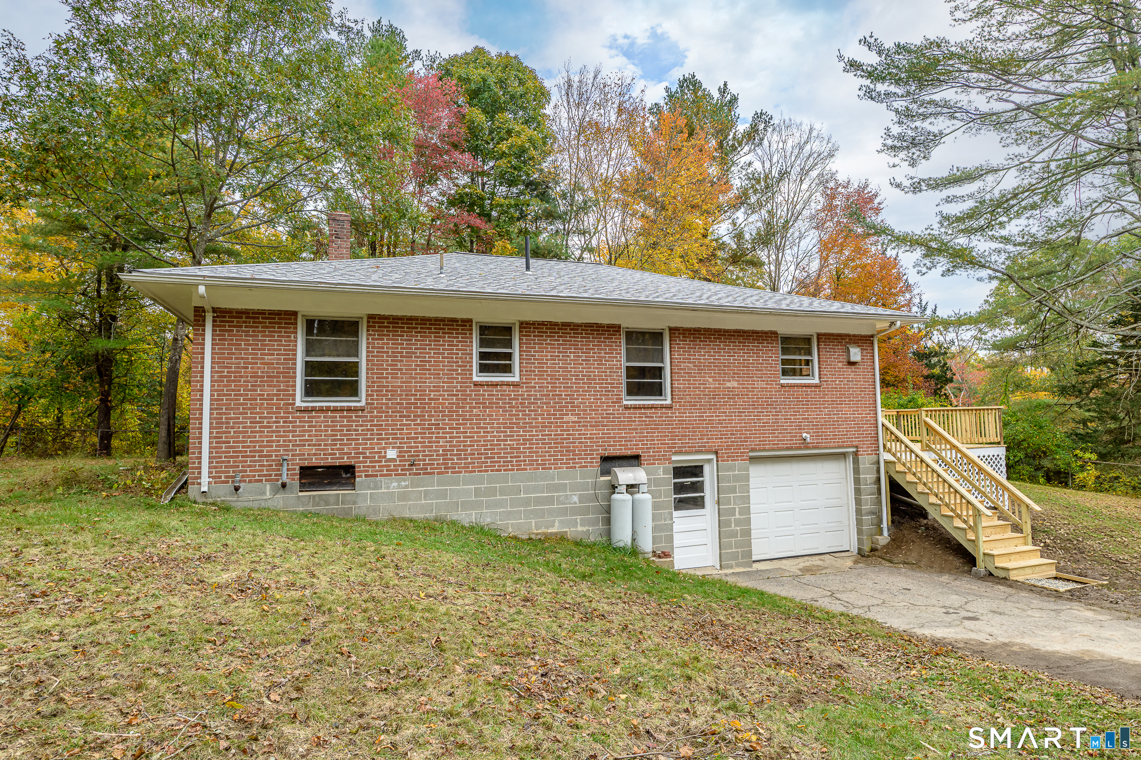 725 Frontage South Road Property Photo 27