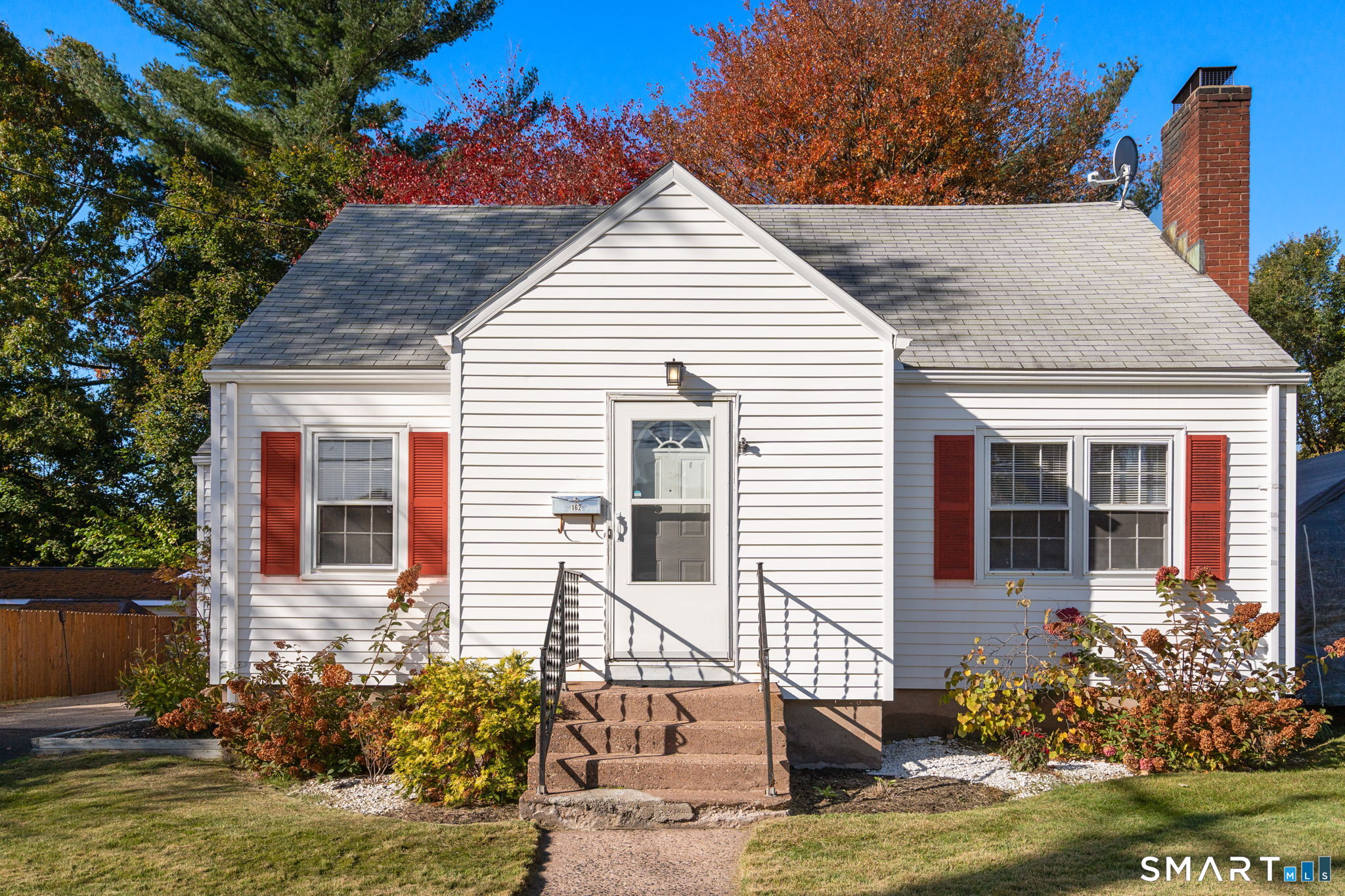 162 Broad Street Property Photo 2