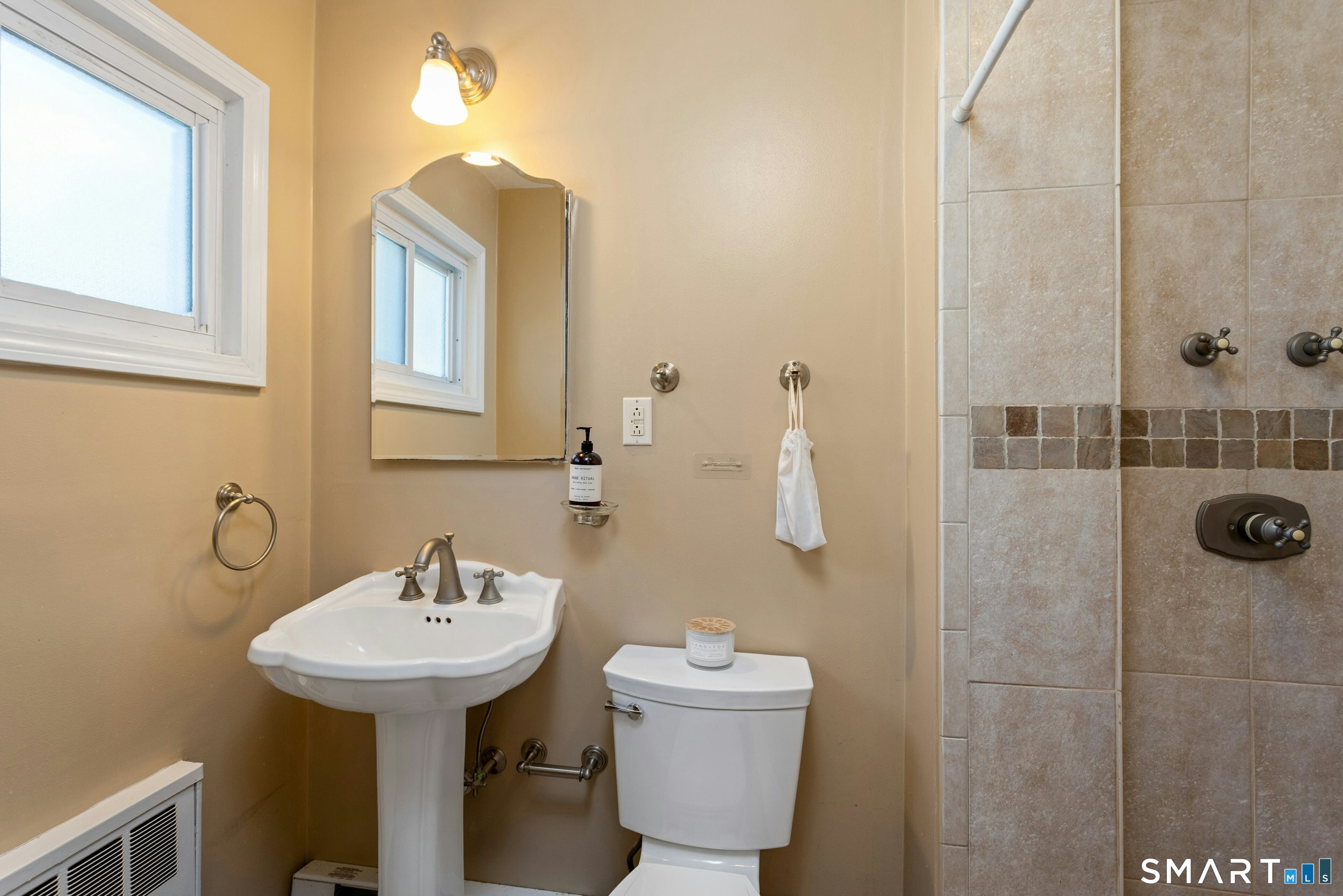 137 Wood Ridge Drive Property Photo 11