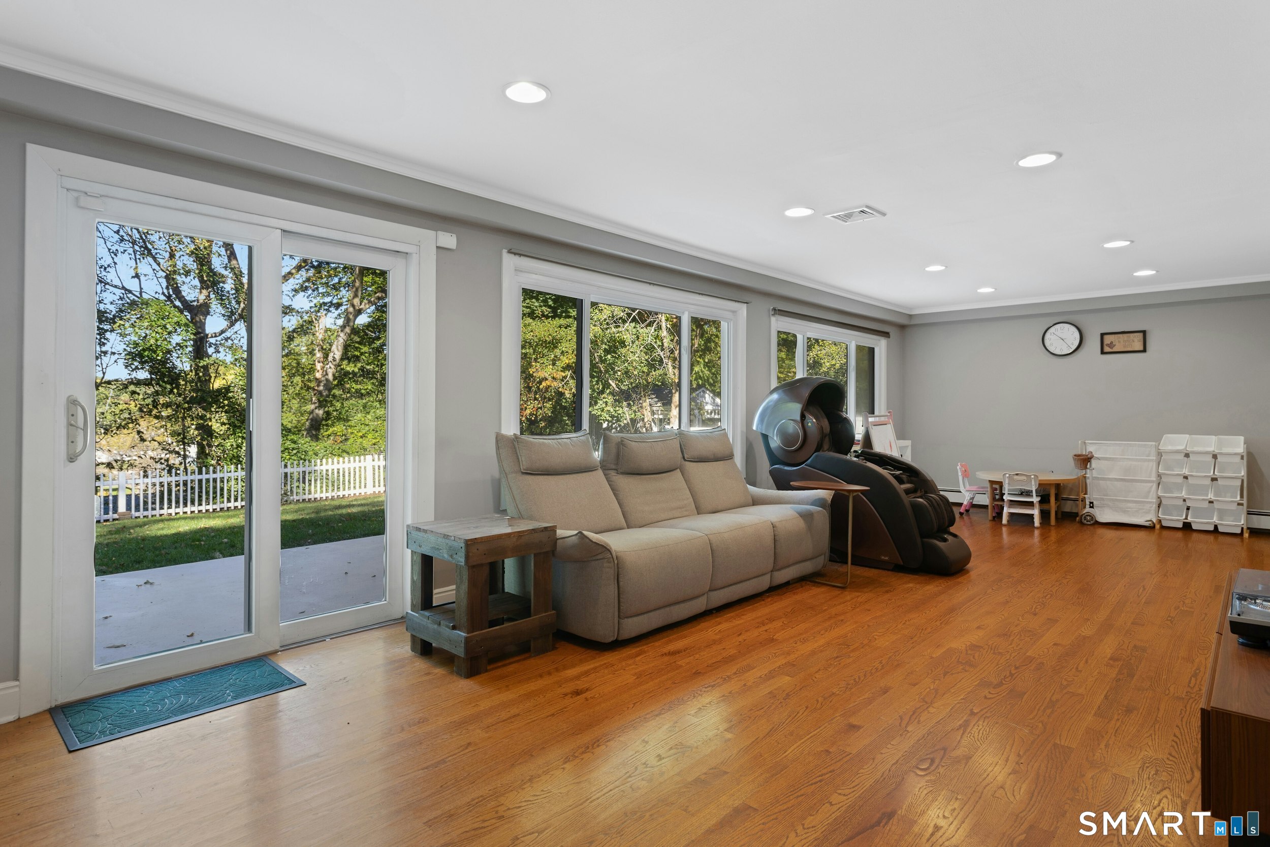 137 Wood Ridge Drive Property Photo 15