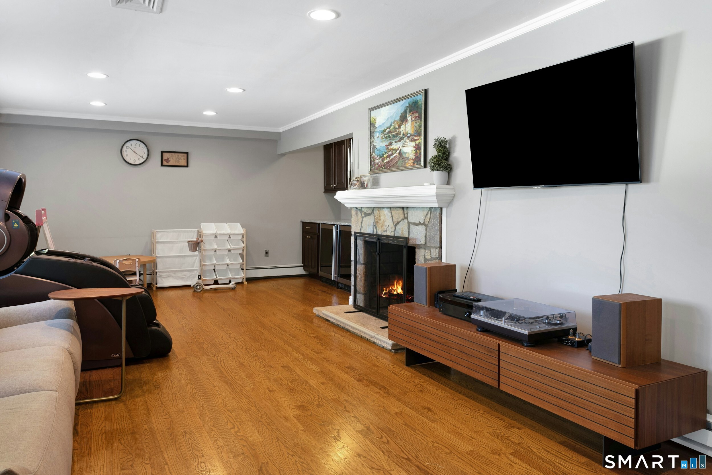 137 Wood Ridge Drive Property Photo 16