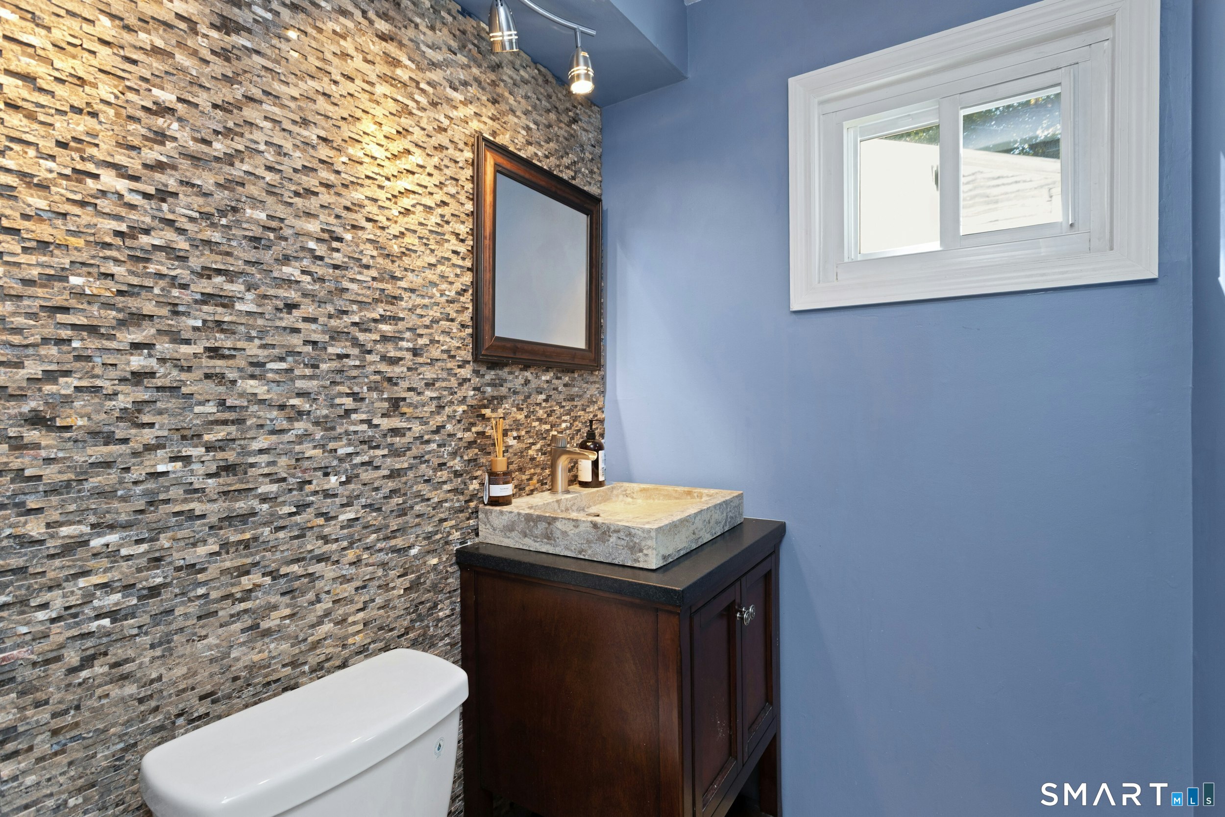 137 Wood Ridge Drive Property Photo 19