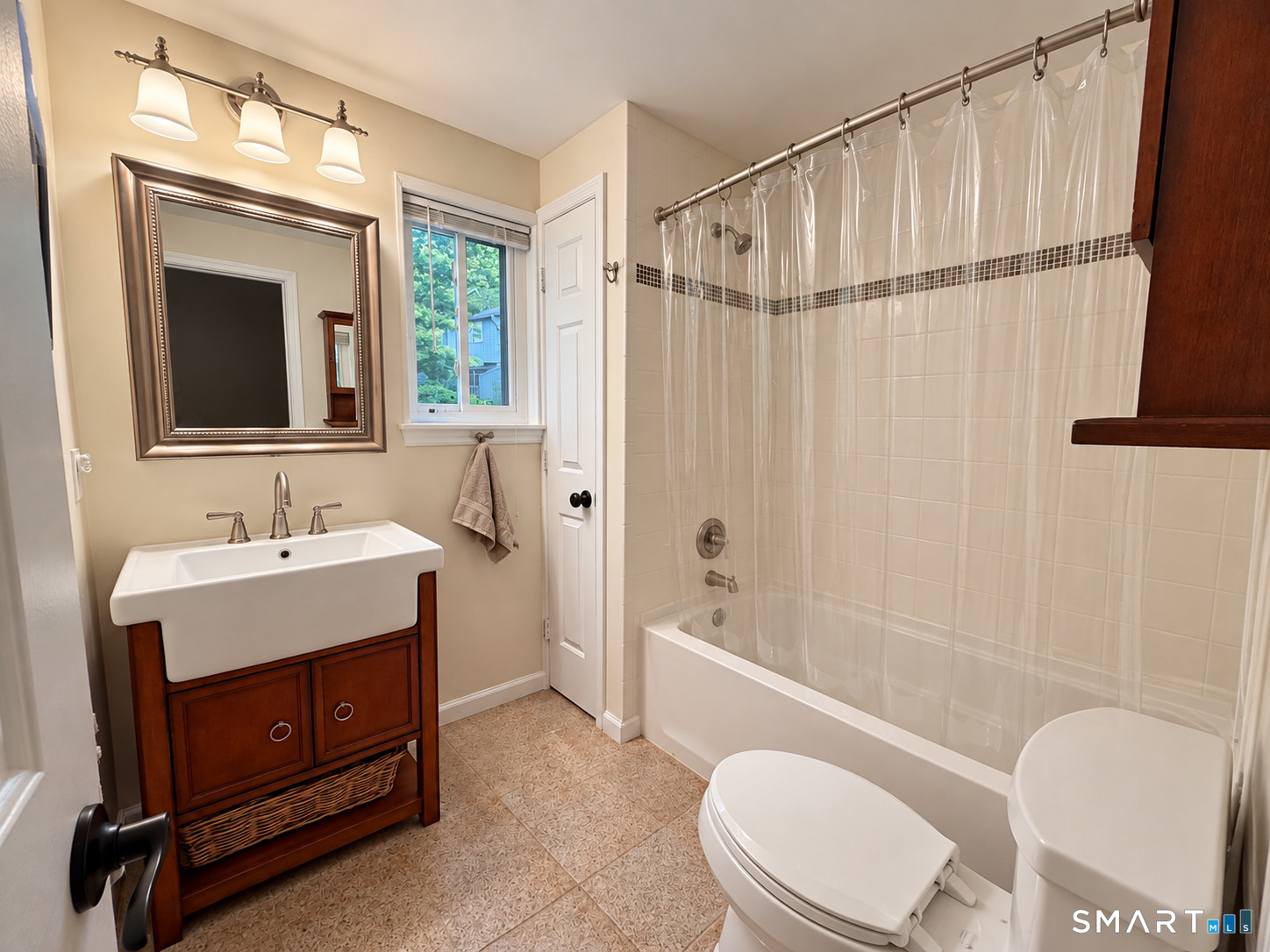 8 Driftway E1 Road Property Photo 20
