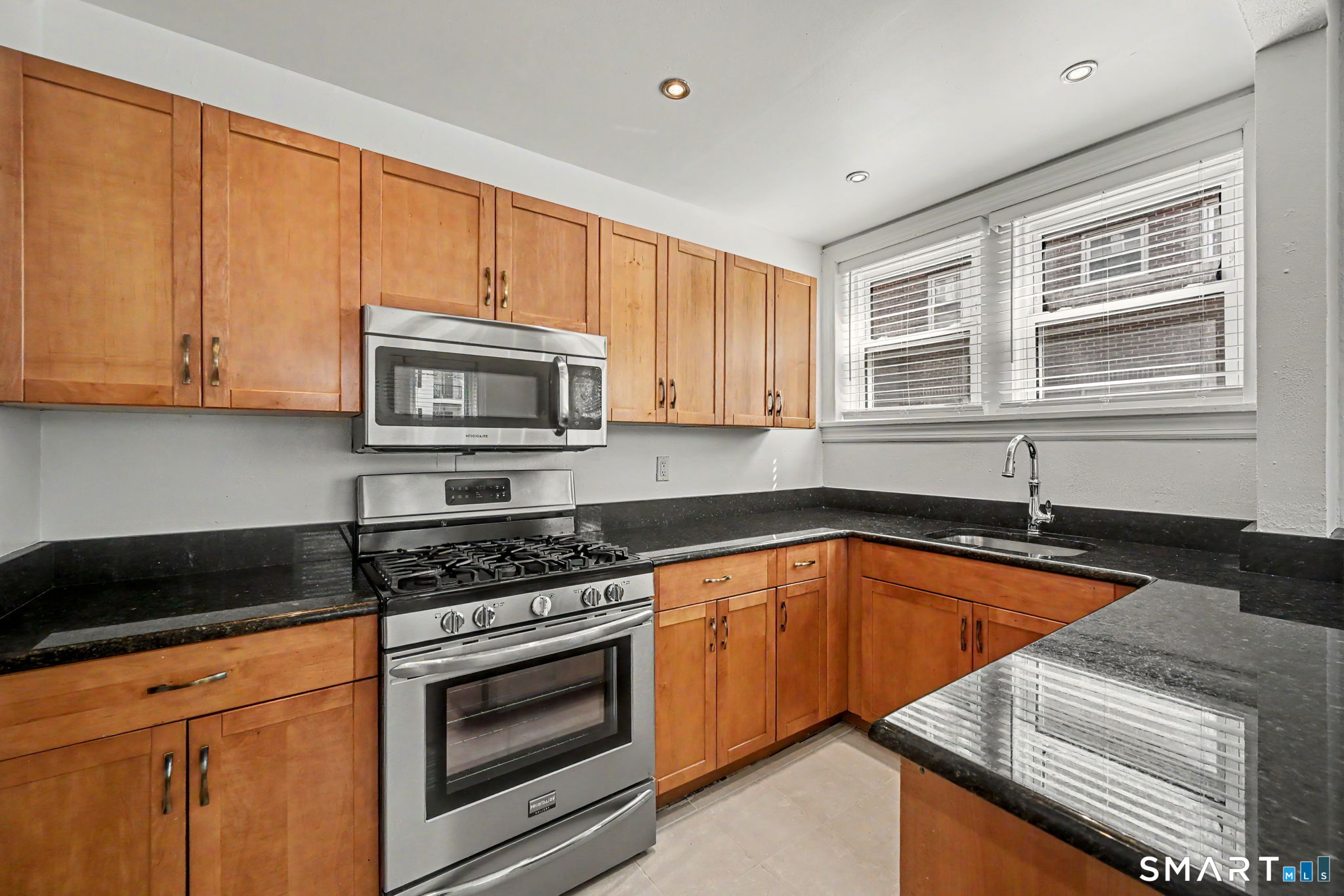 77 Glenbrook 101 Road Property Photo 2