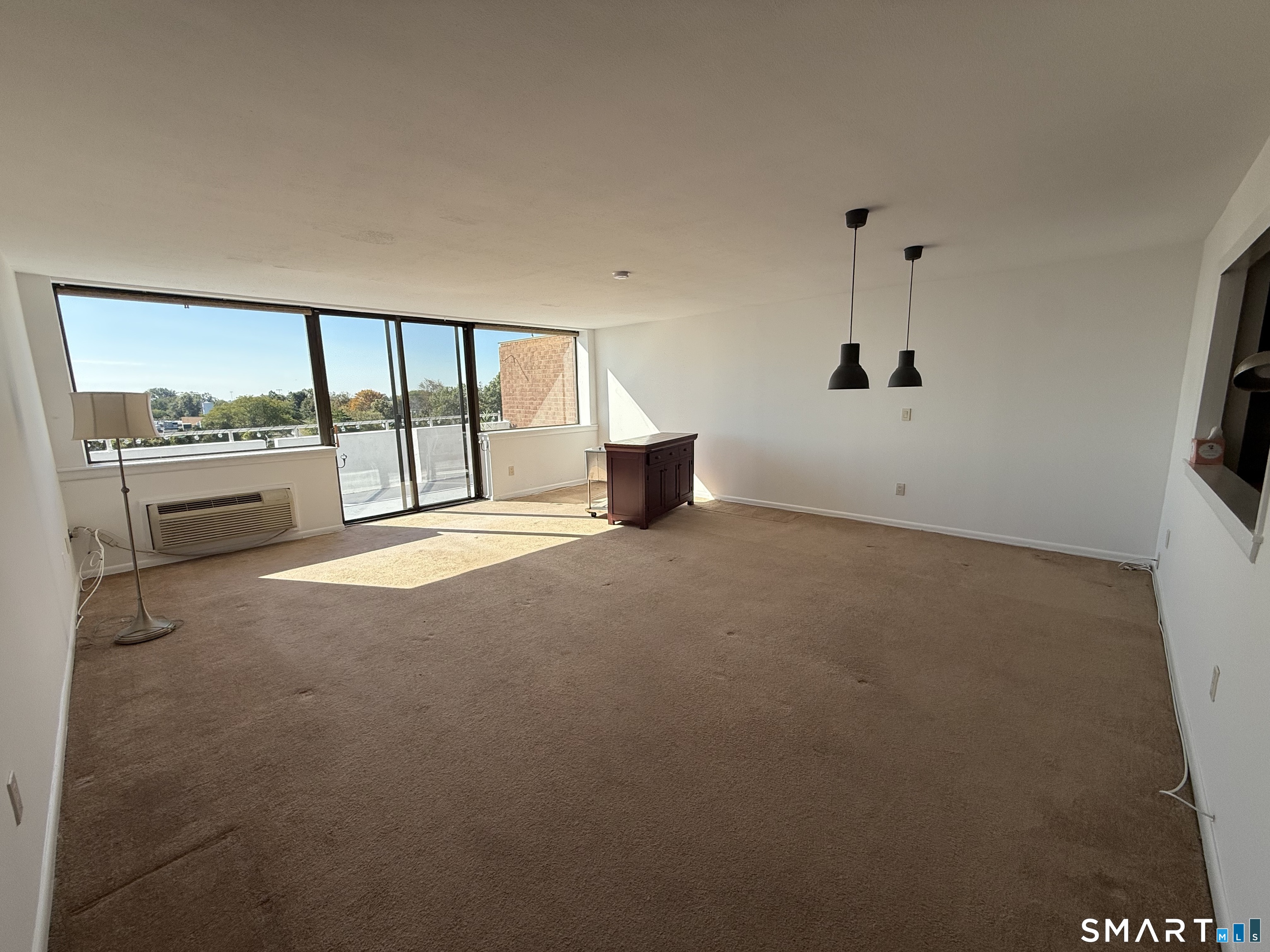 50 Birdseye 401 Street Property Photo 3