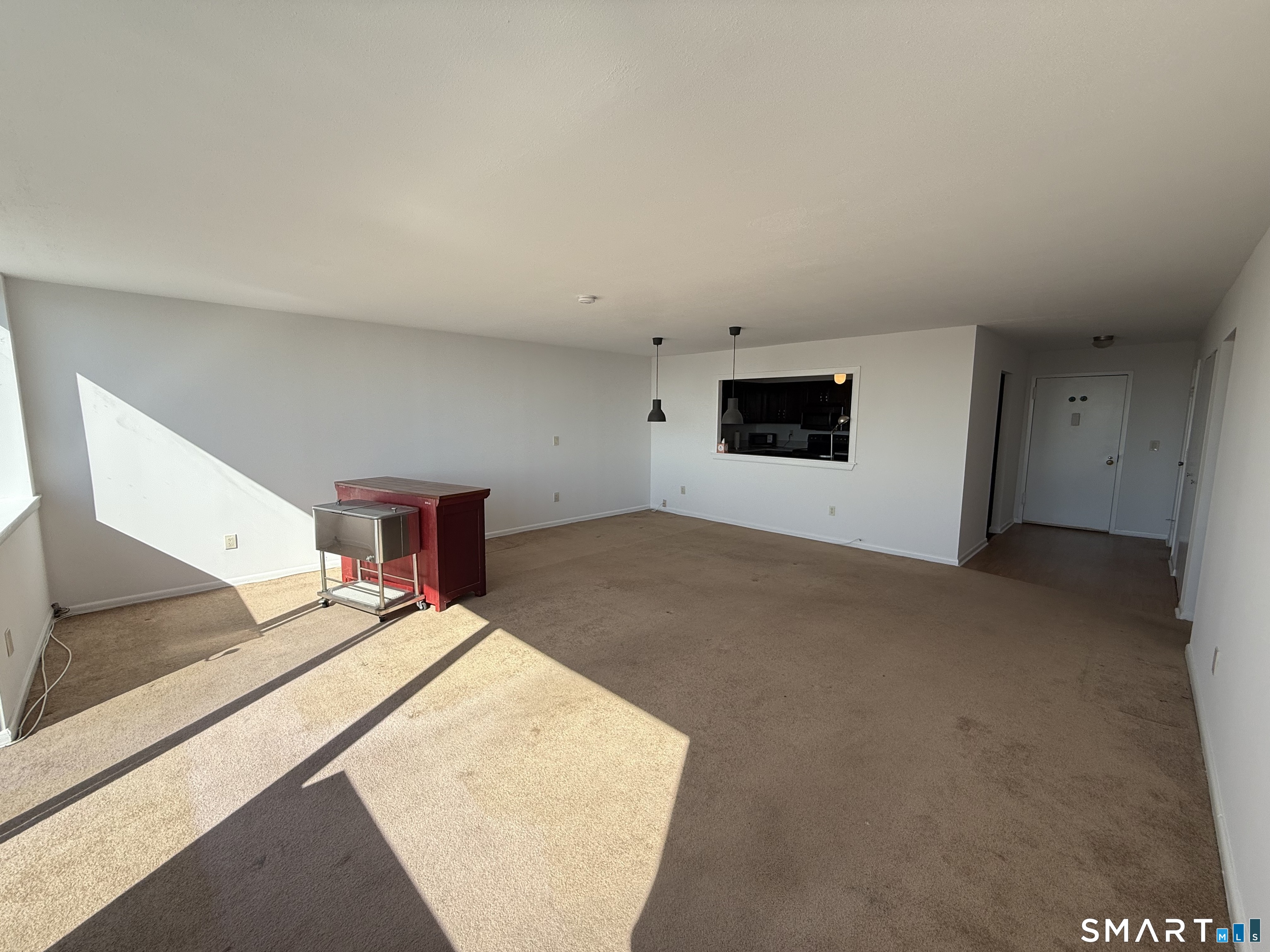 50 Birdseye 401 Street Property Photo 4