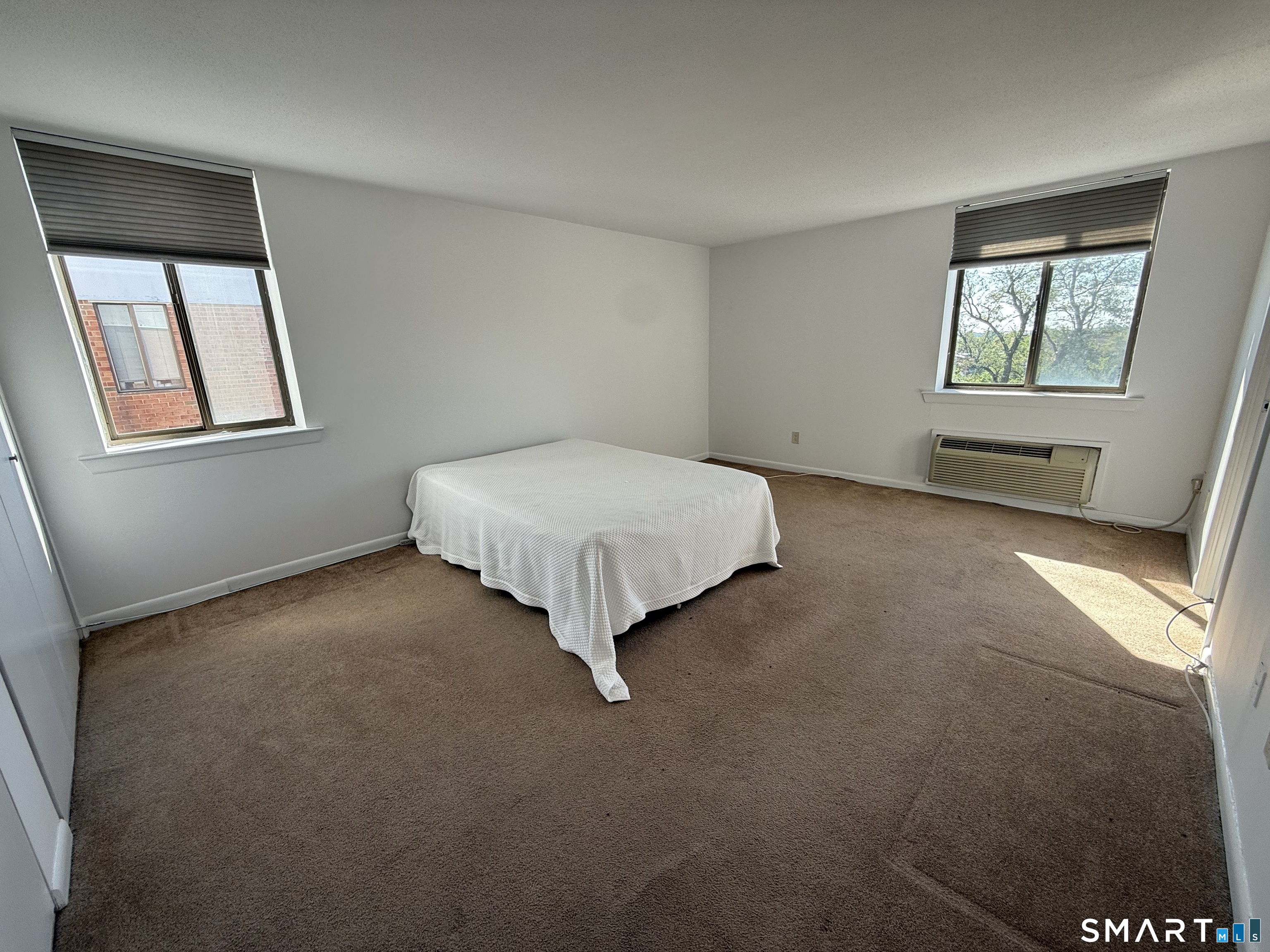 50 Birdseye 401 Street Property Photo 6