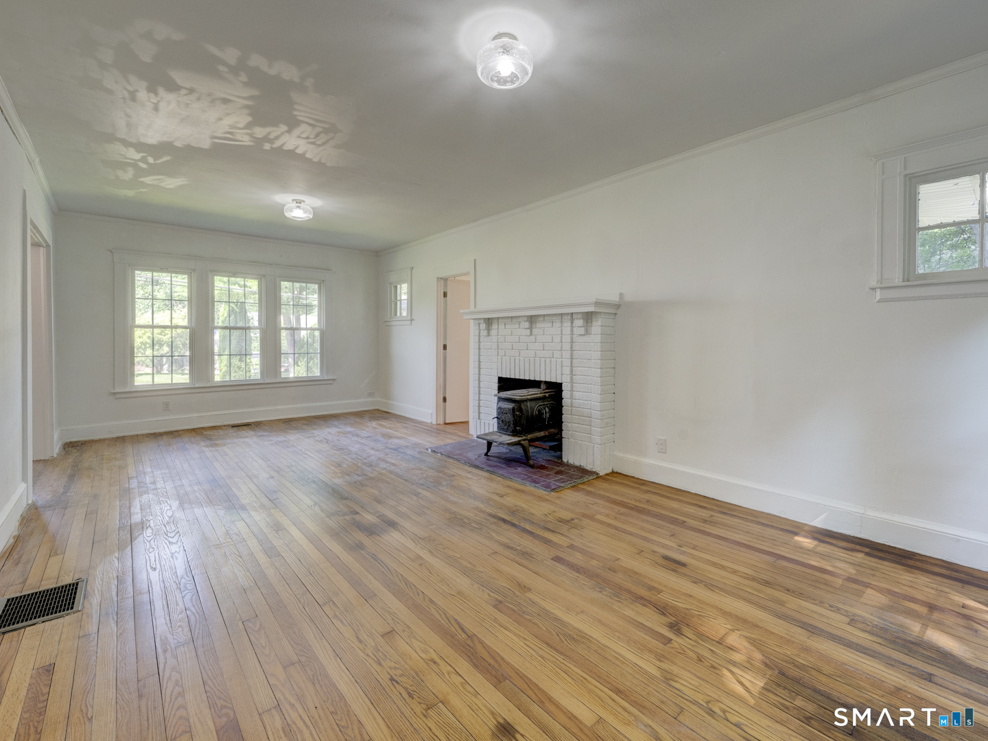 60 Northside Drive Property Photo 9