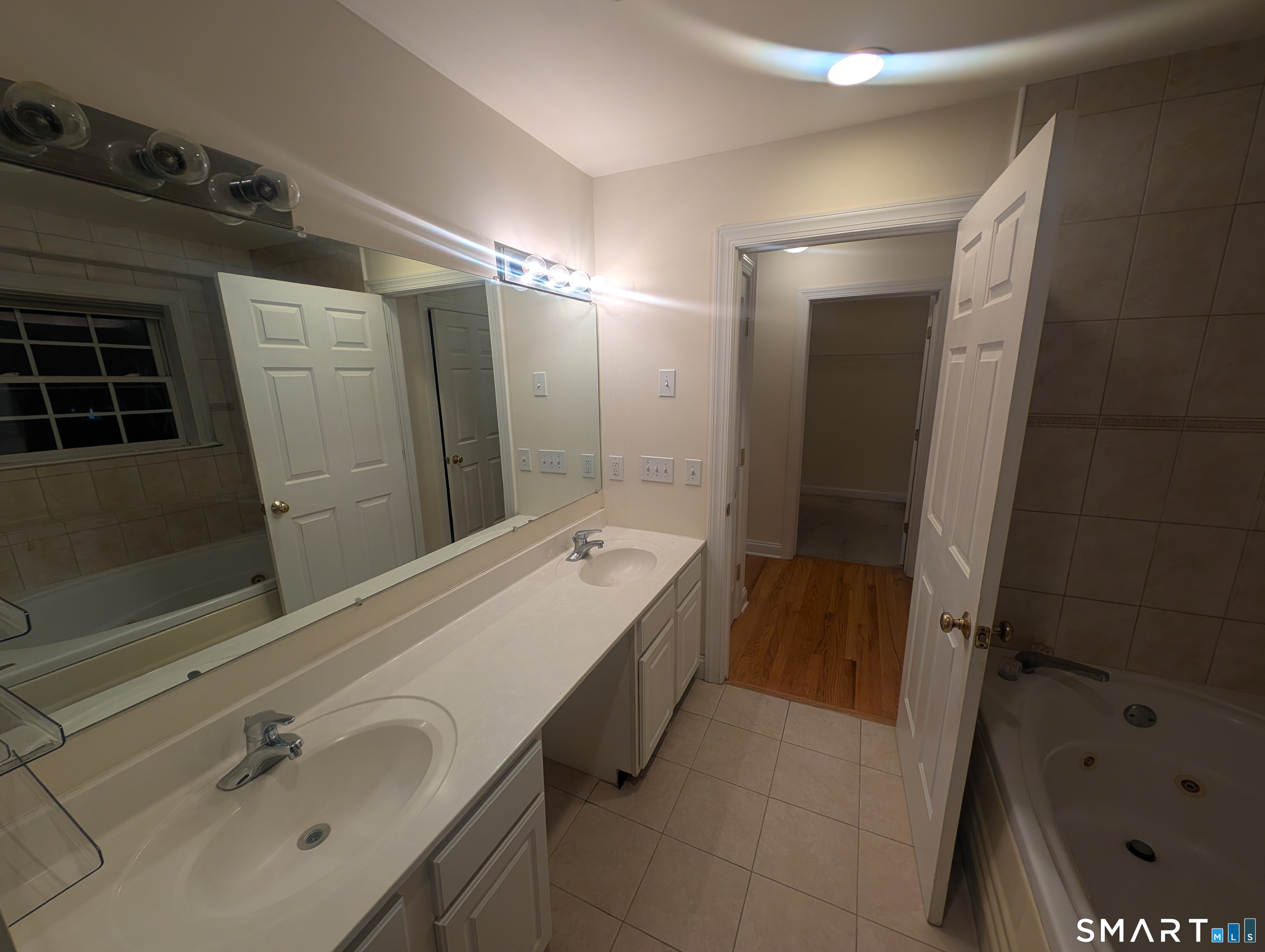 205 Hope 4 Street Property Photo 6