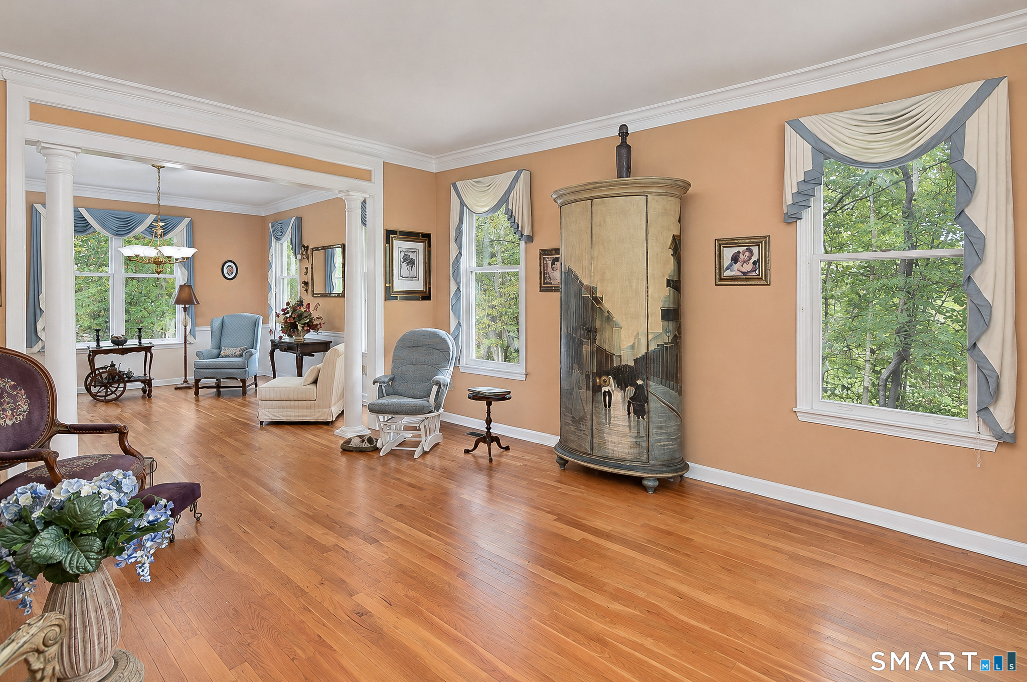 25 Maplewood Drive Property Photo 3