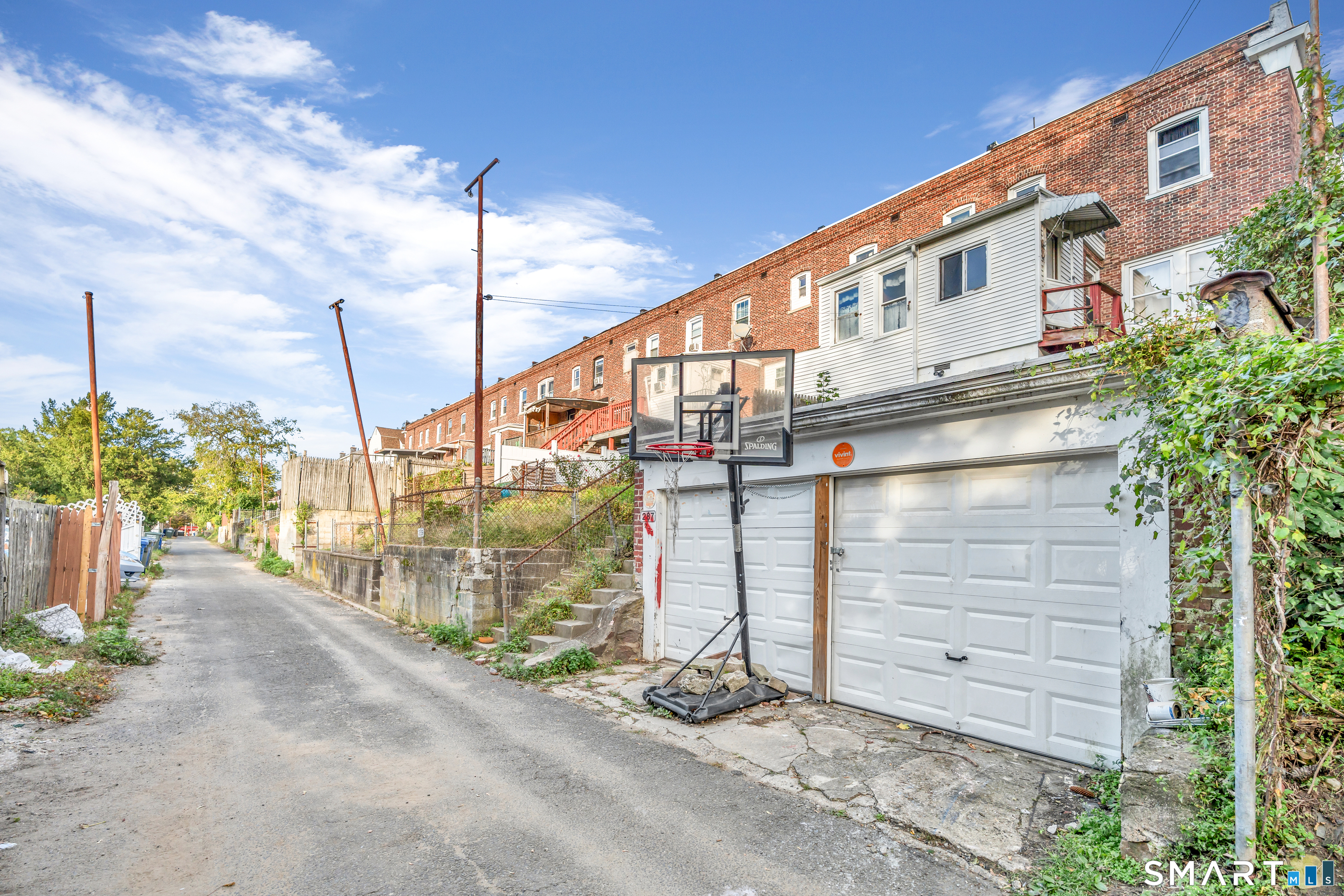 287 Remington Street Property Photo 25
