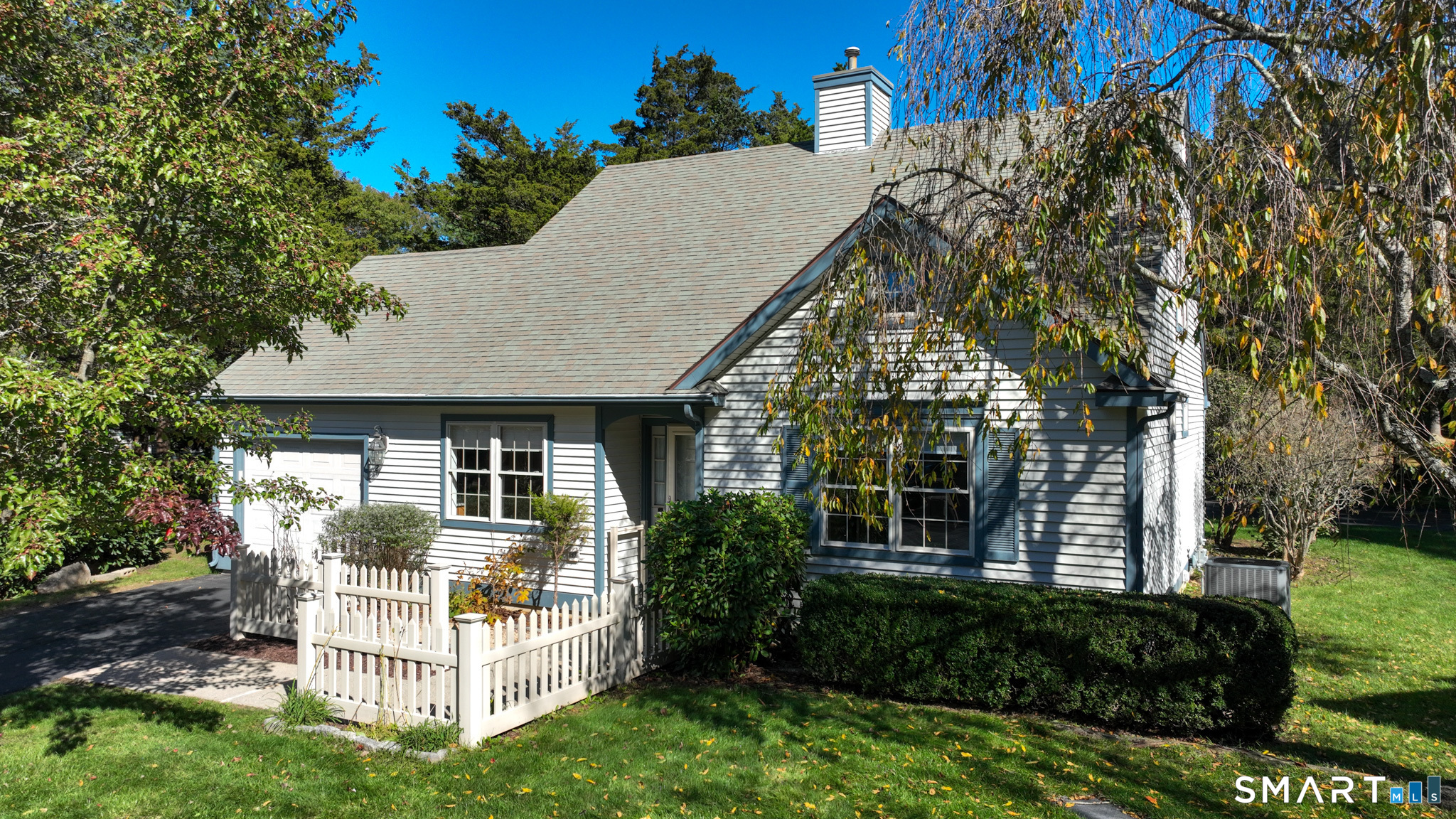 2 Meetinghouse Lane Property Photo 2