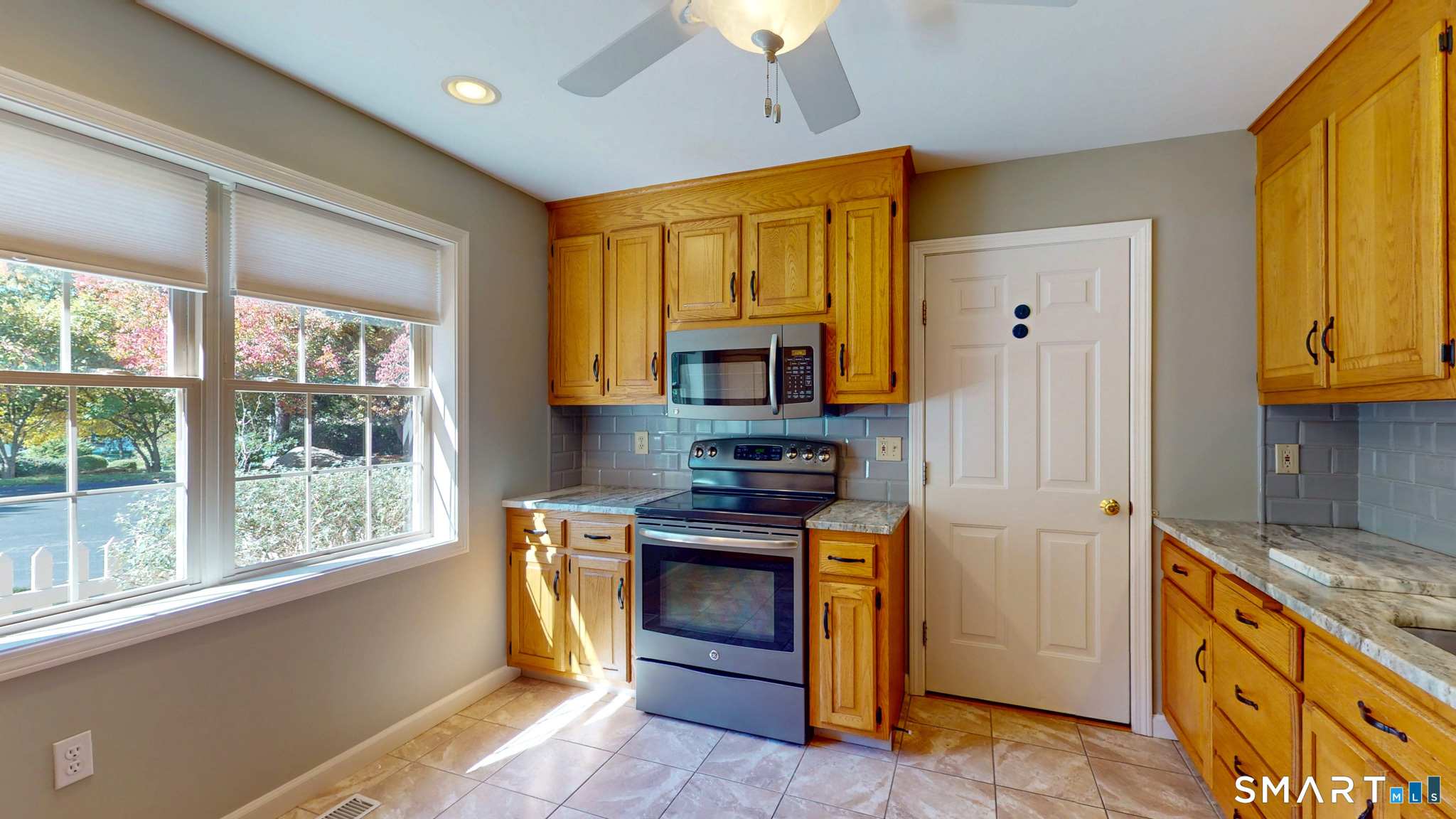 2 Meetinghouse Lane Property Photo 4