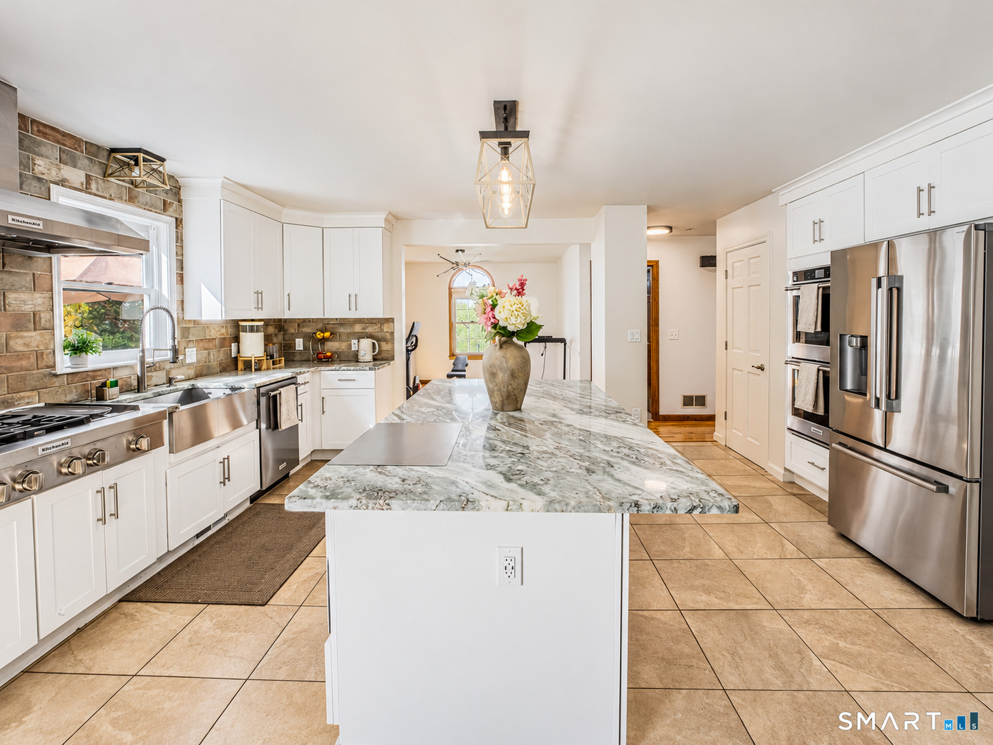 39 Regency Hill Property Photo 1