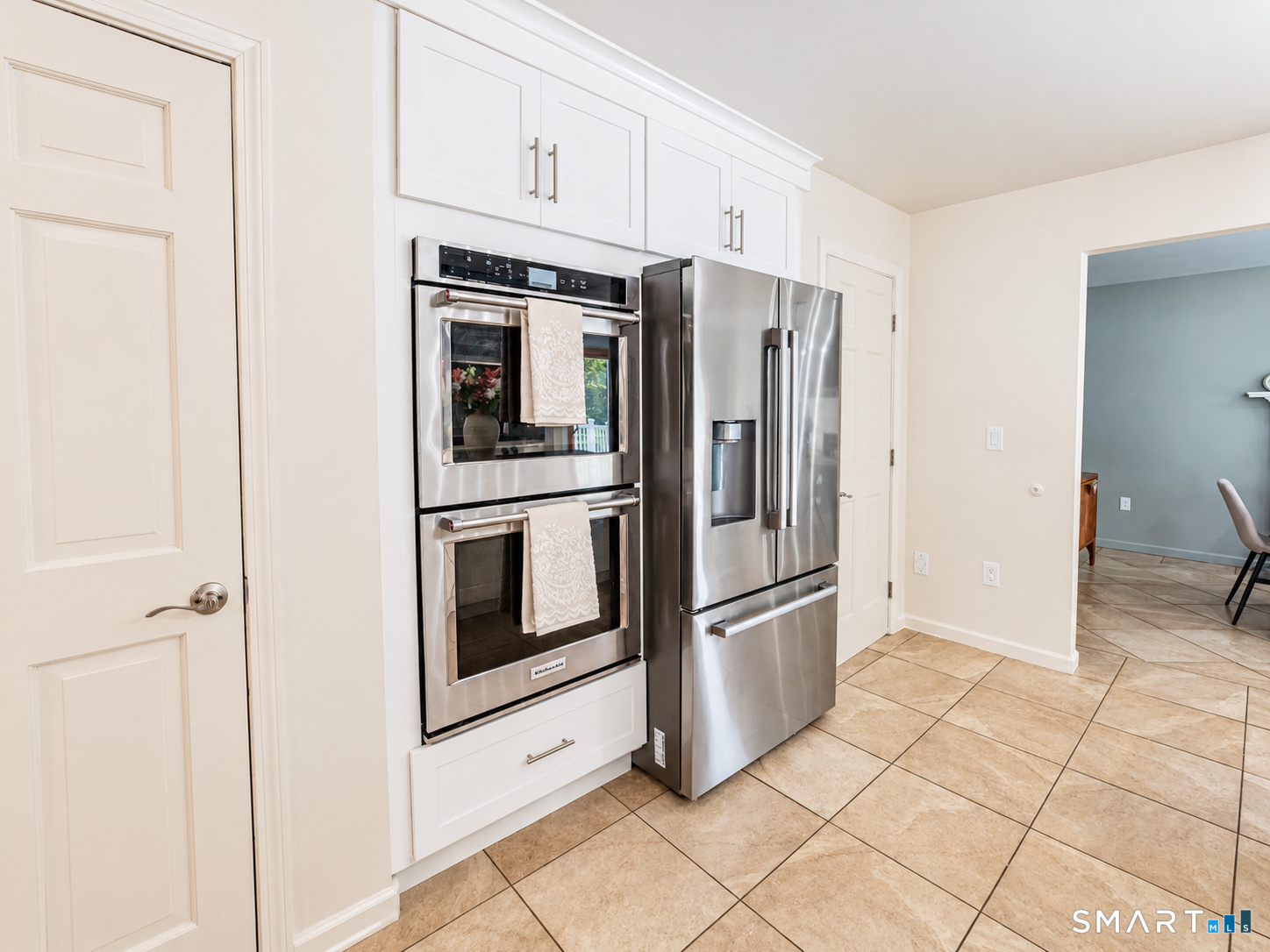 39 Regency Hill Property Photo 5