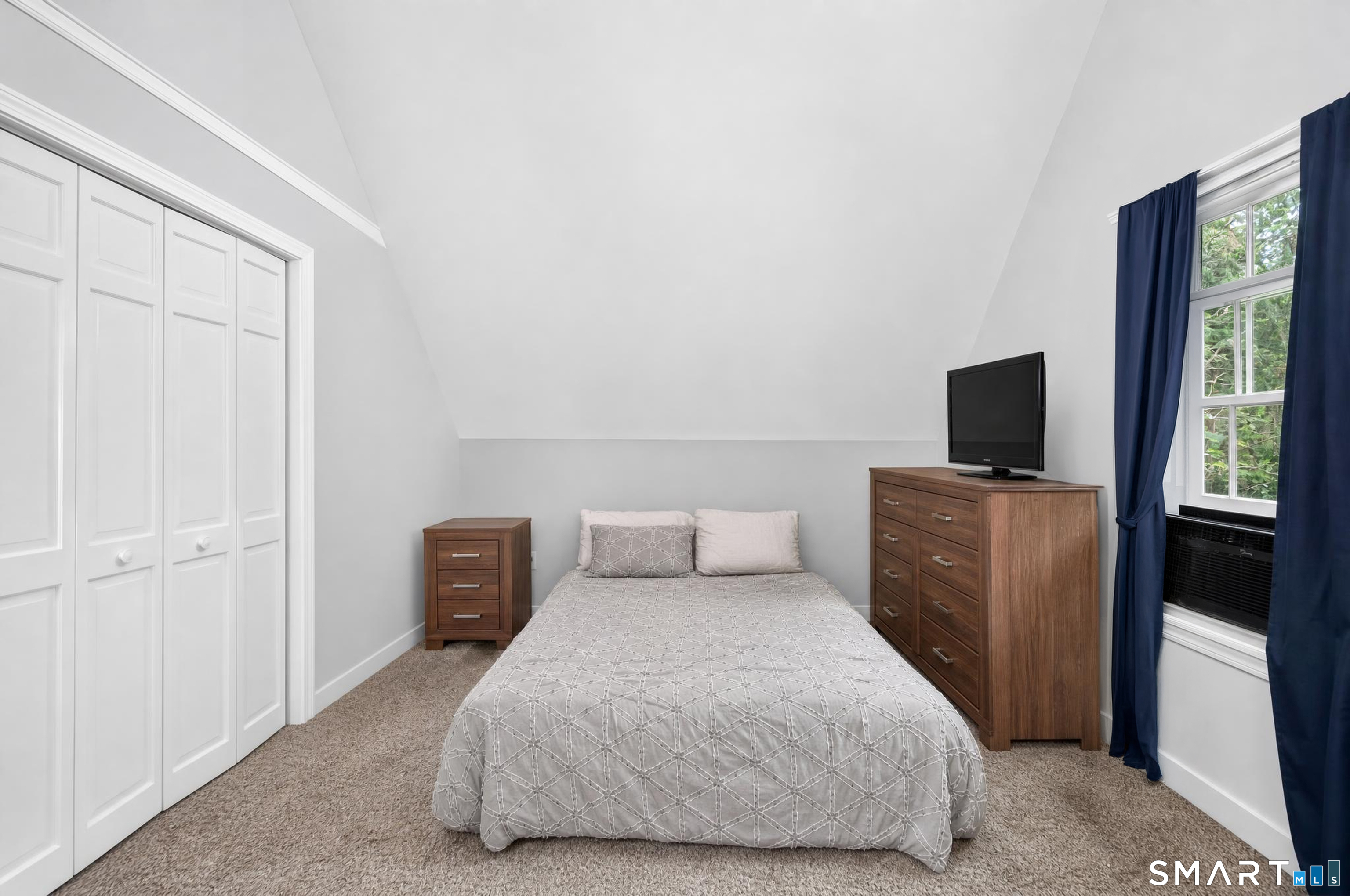 26 Bush Hill Road Property Photo 16