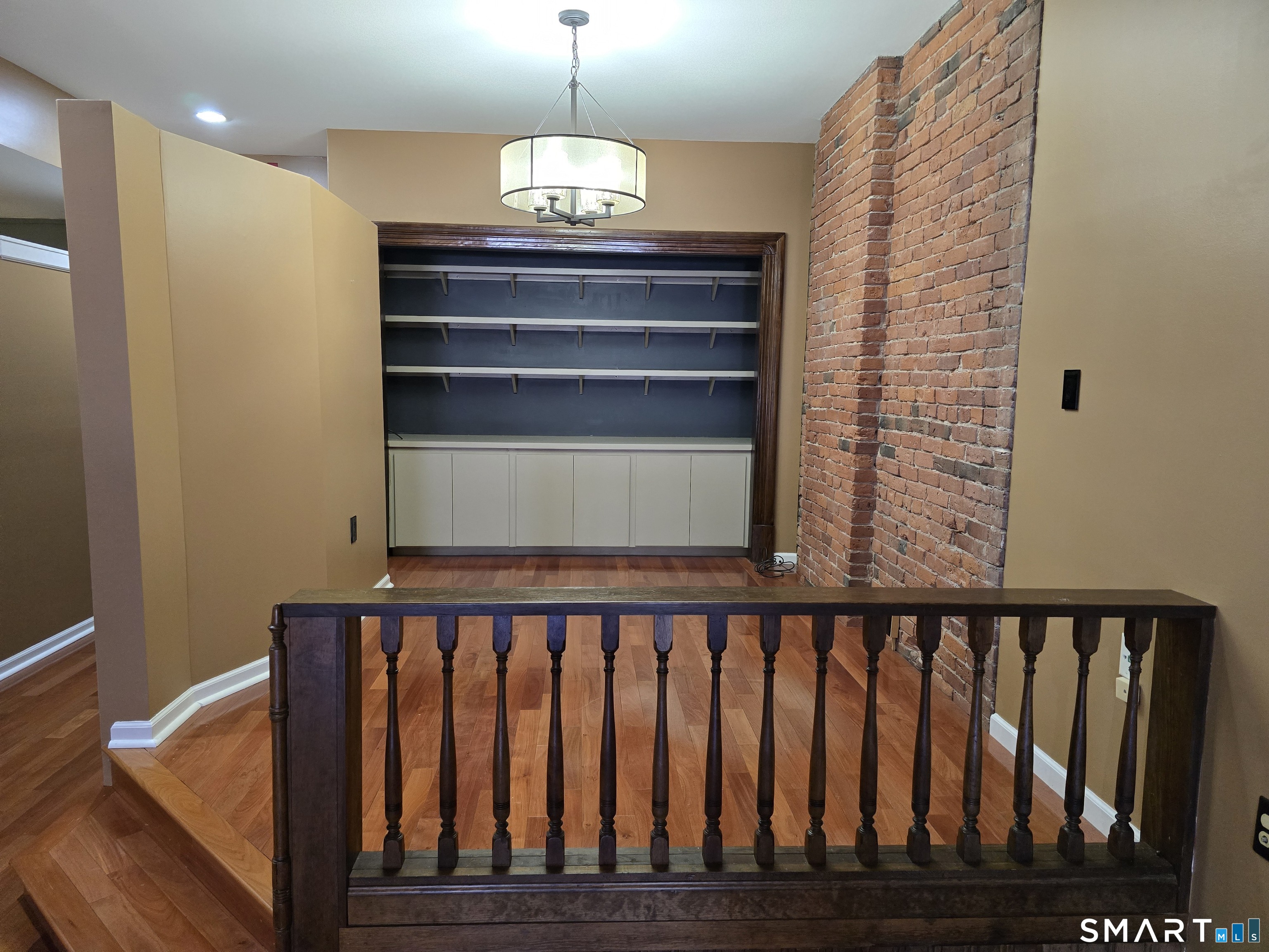 1 Linden 407 Place Property Photo 5