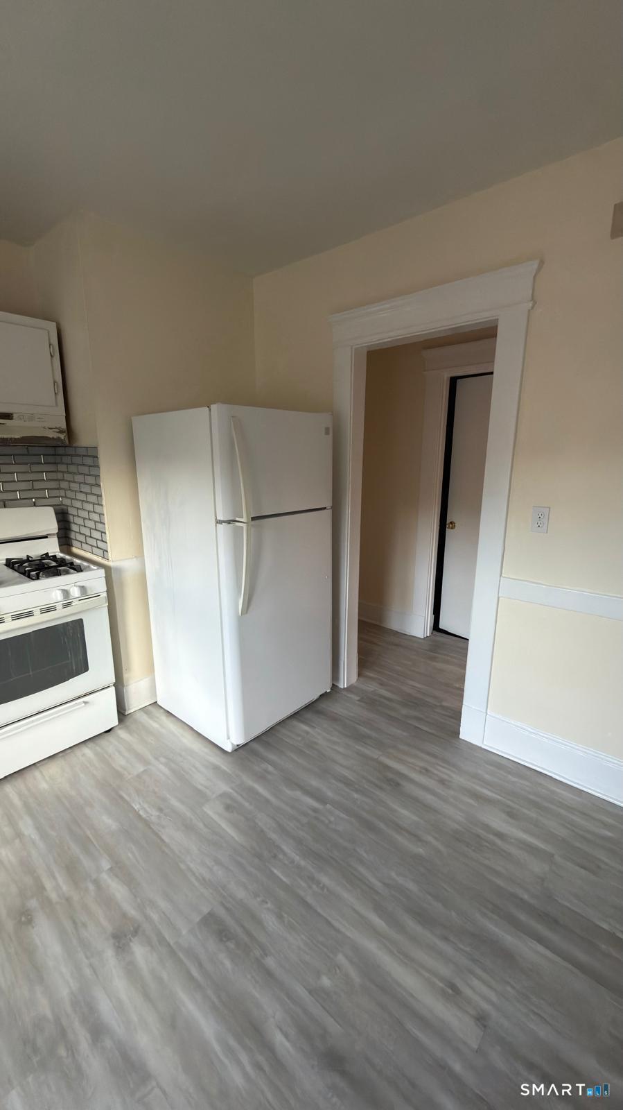Campbell Avenue Property Photo 18