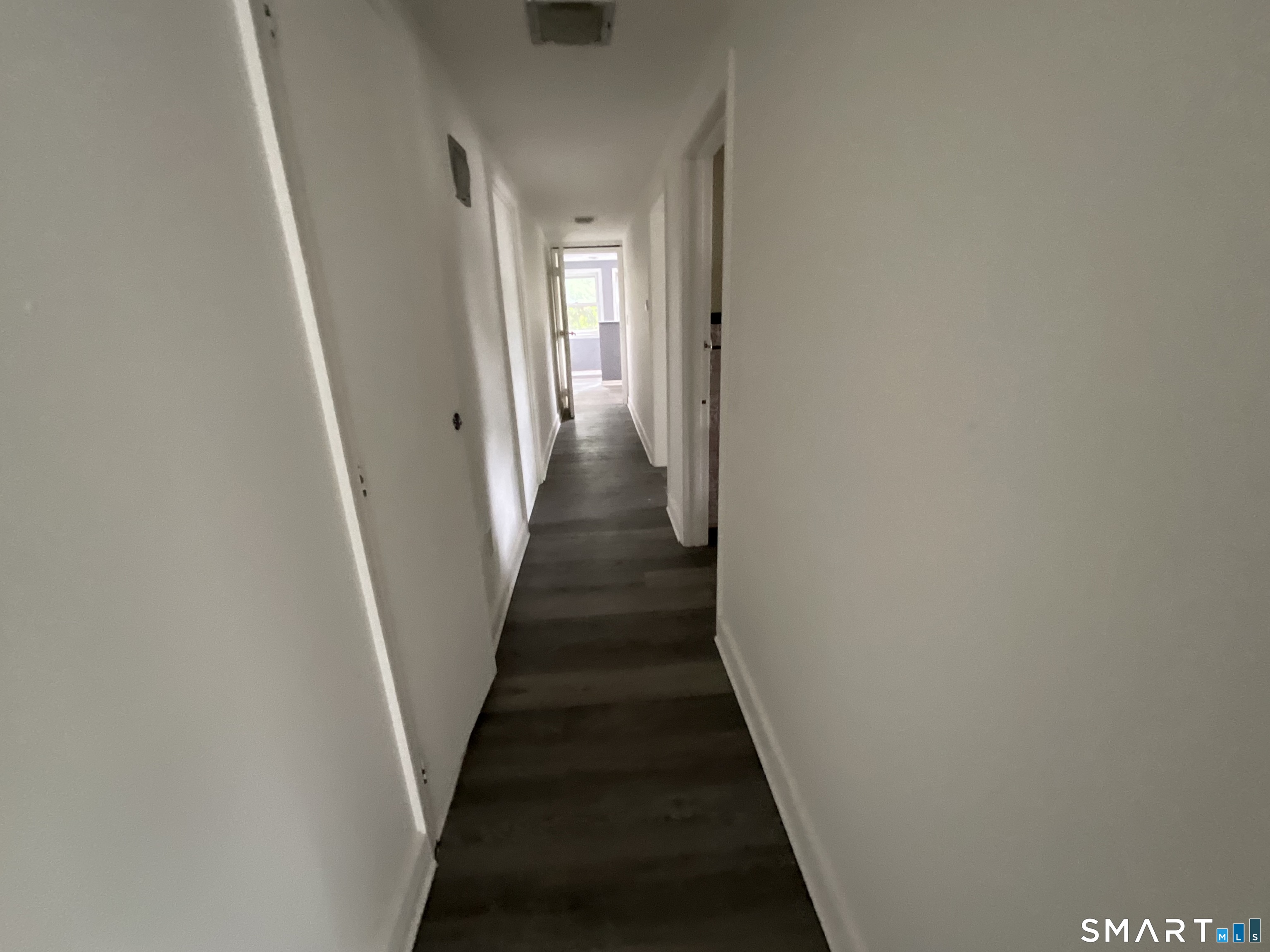 8 Burnham Street Property Photo 5