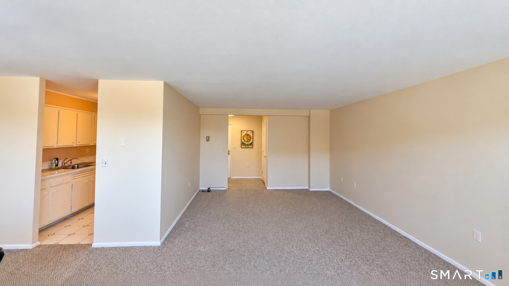 893 Farmington 1c Avenue Property Photo 6