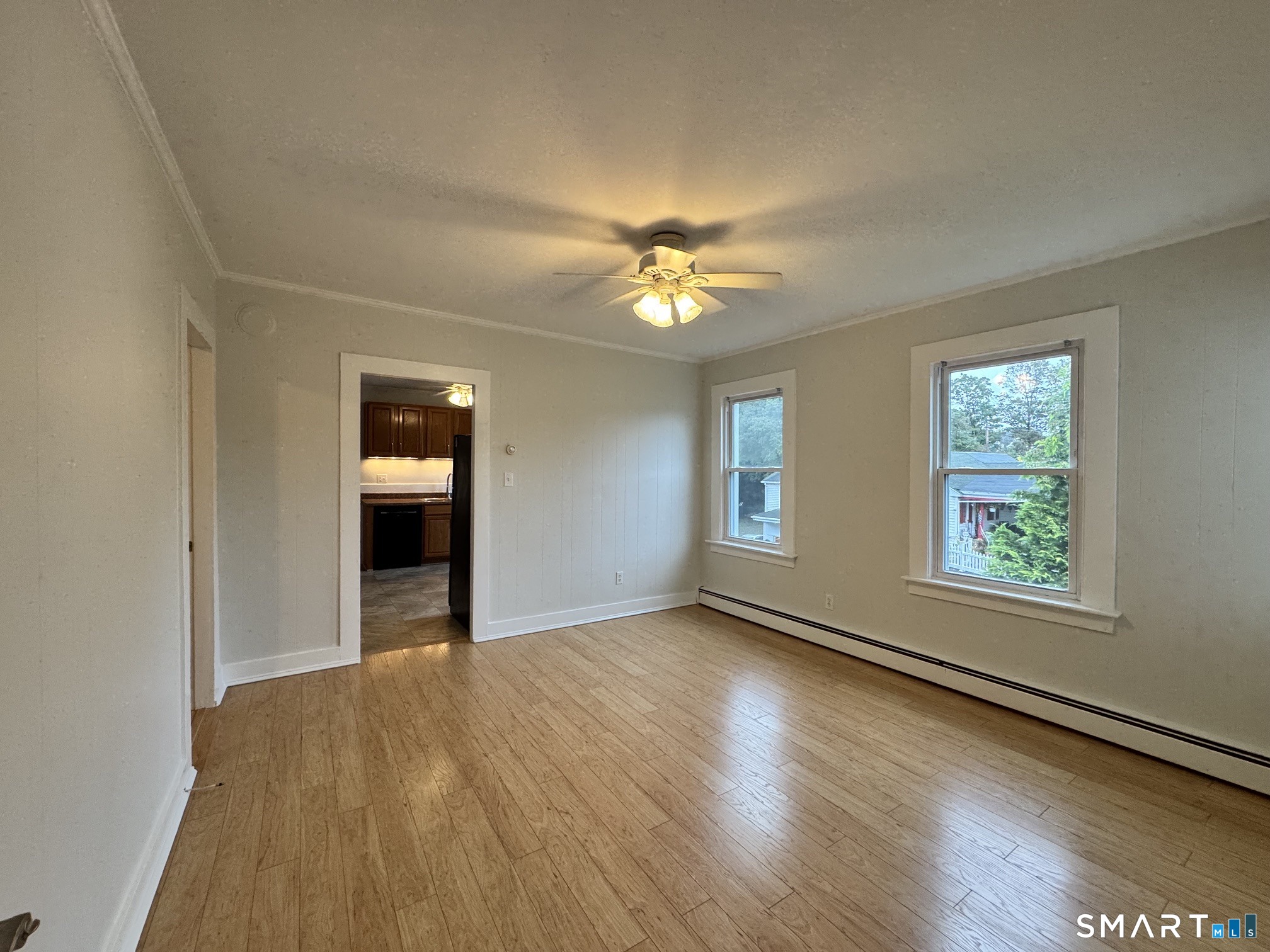 462 Main 2nd Floor Street Property Photo 10