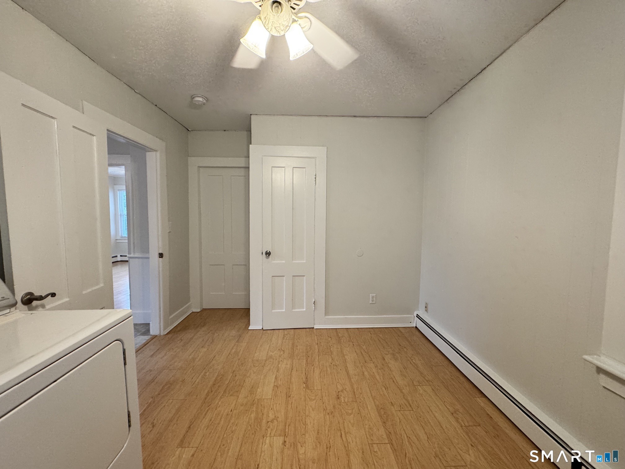 462 Main 2nd Floor Street Property Photo 13