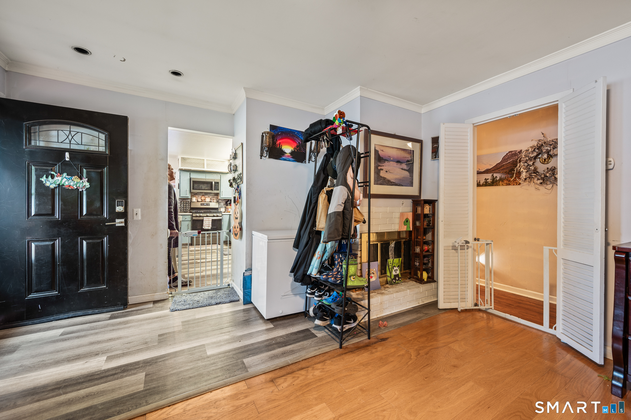 10 Eagle Court Property Photo 3