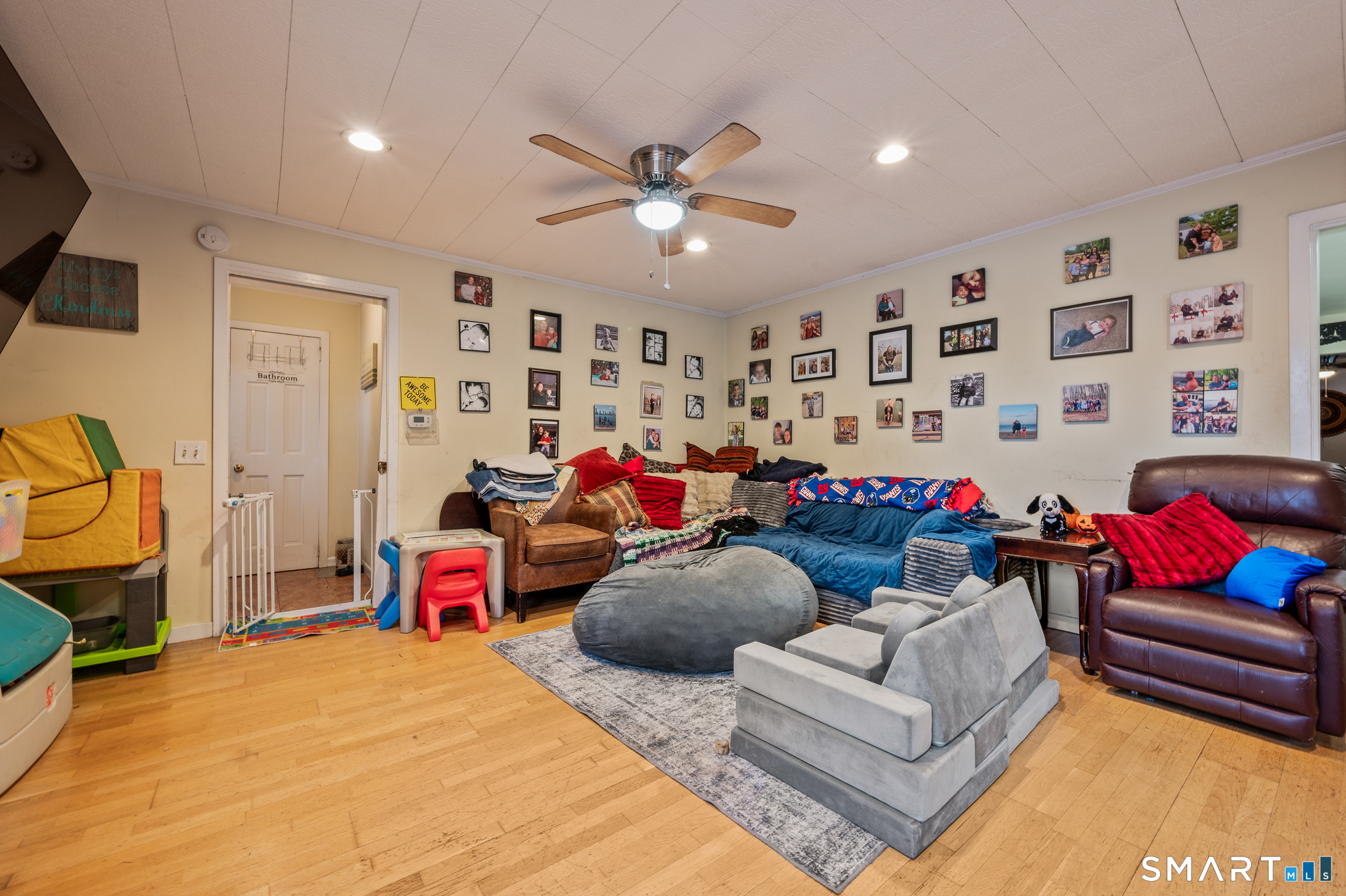 10 Eagle Court Property Photo 16