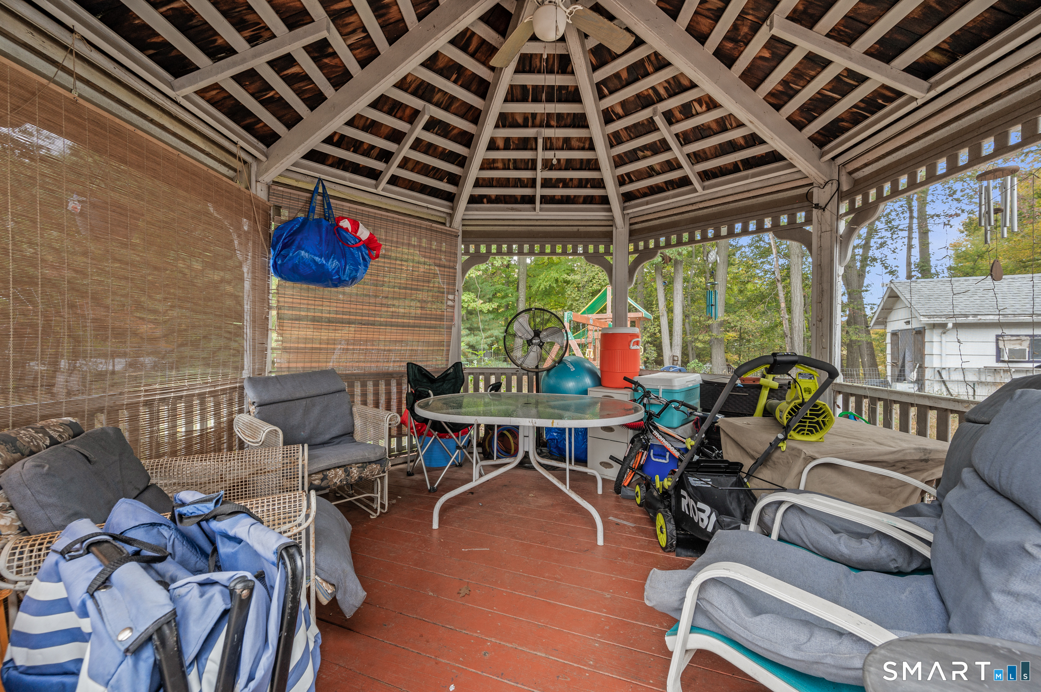10 Eagle Court Property Photo 28