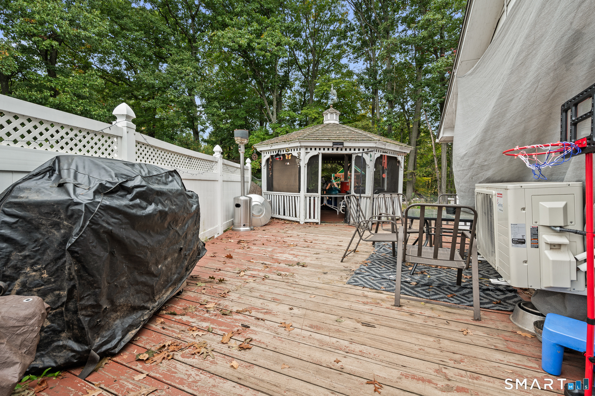 10 Eagle Court Property Photo 29
