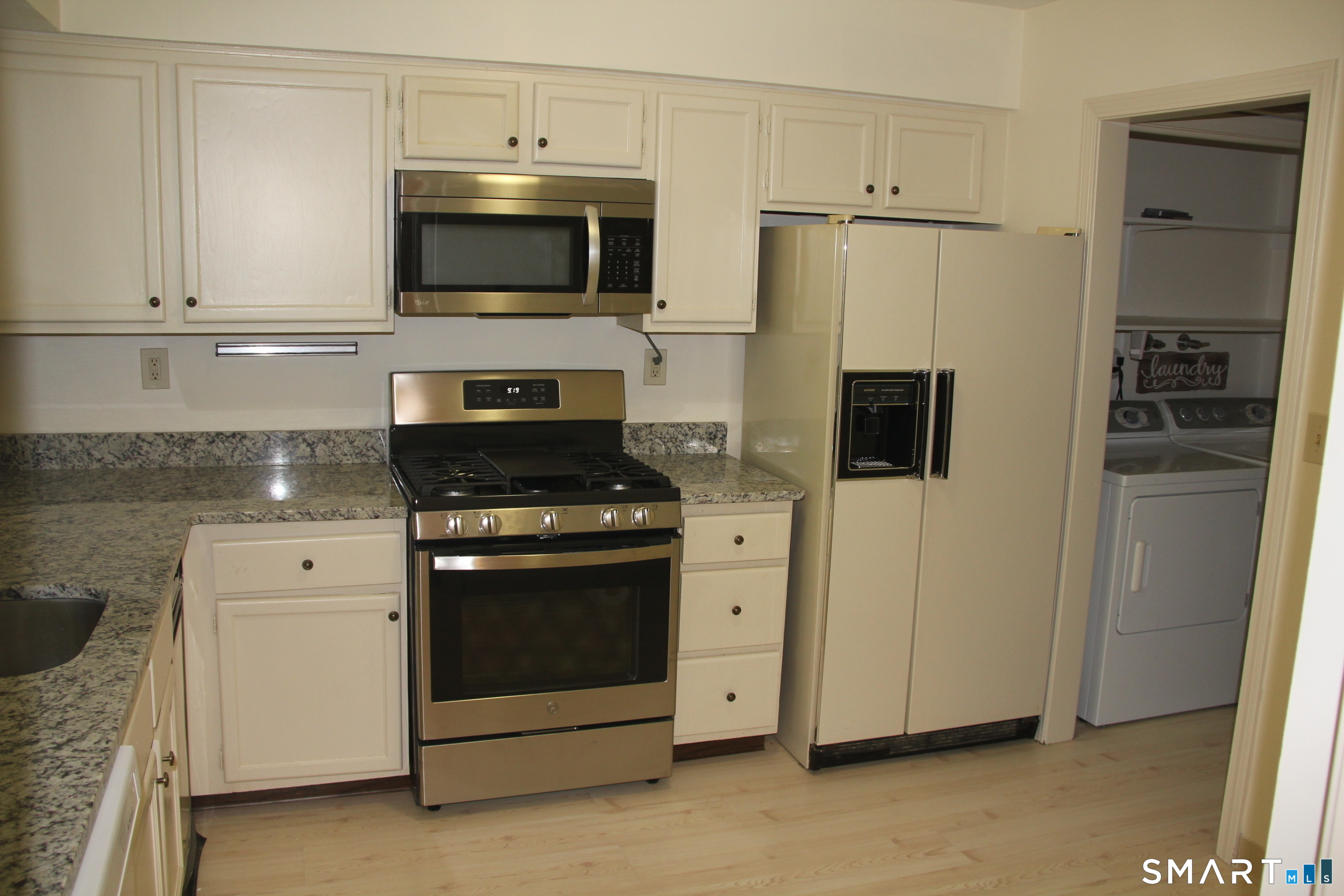 45 Tunxis 45 Village Property Photo 4