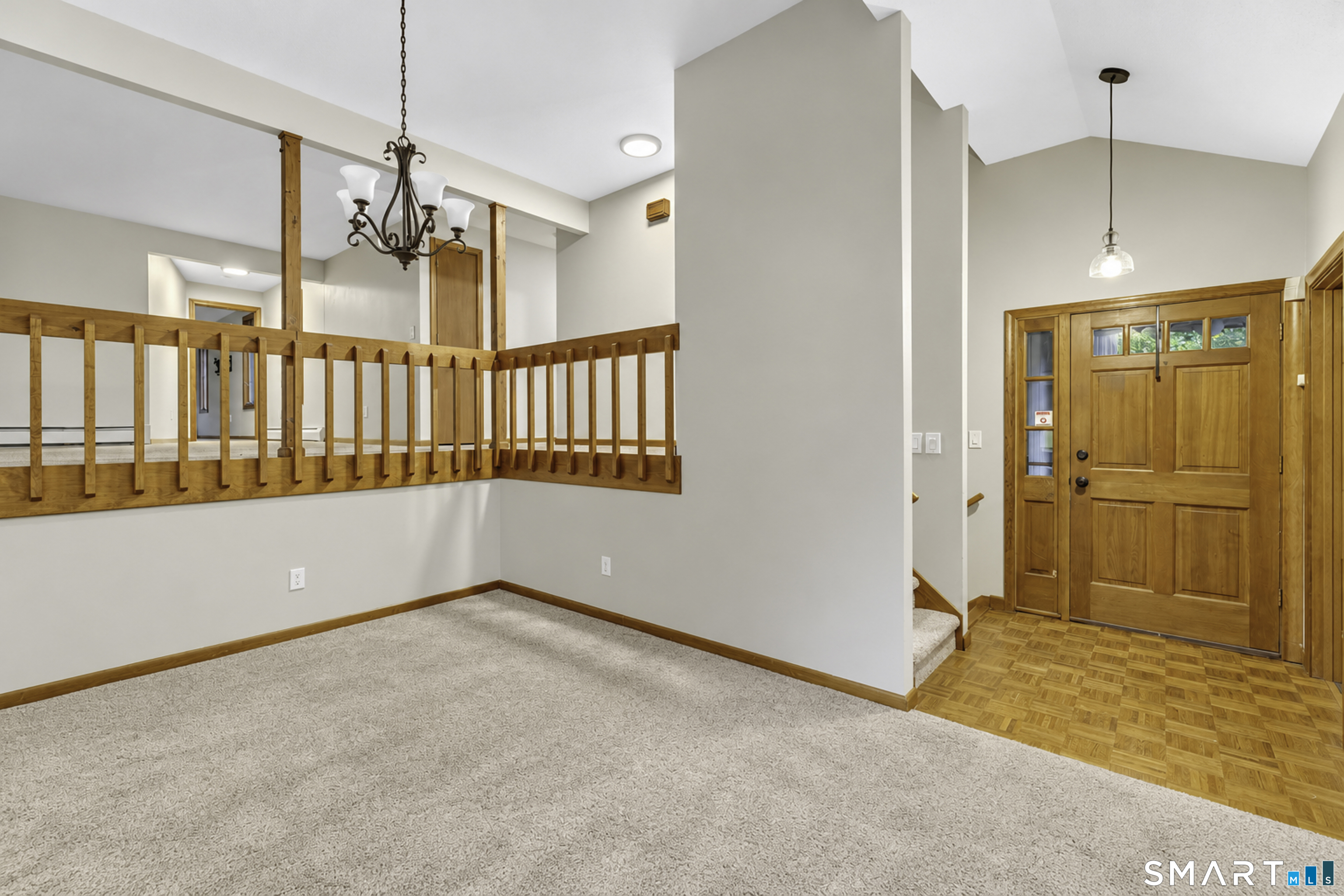 726 Neipsic Road Property Photo 3