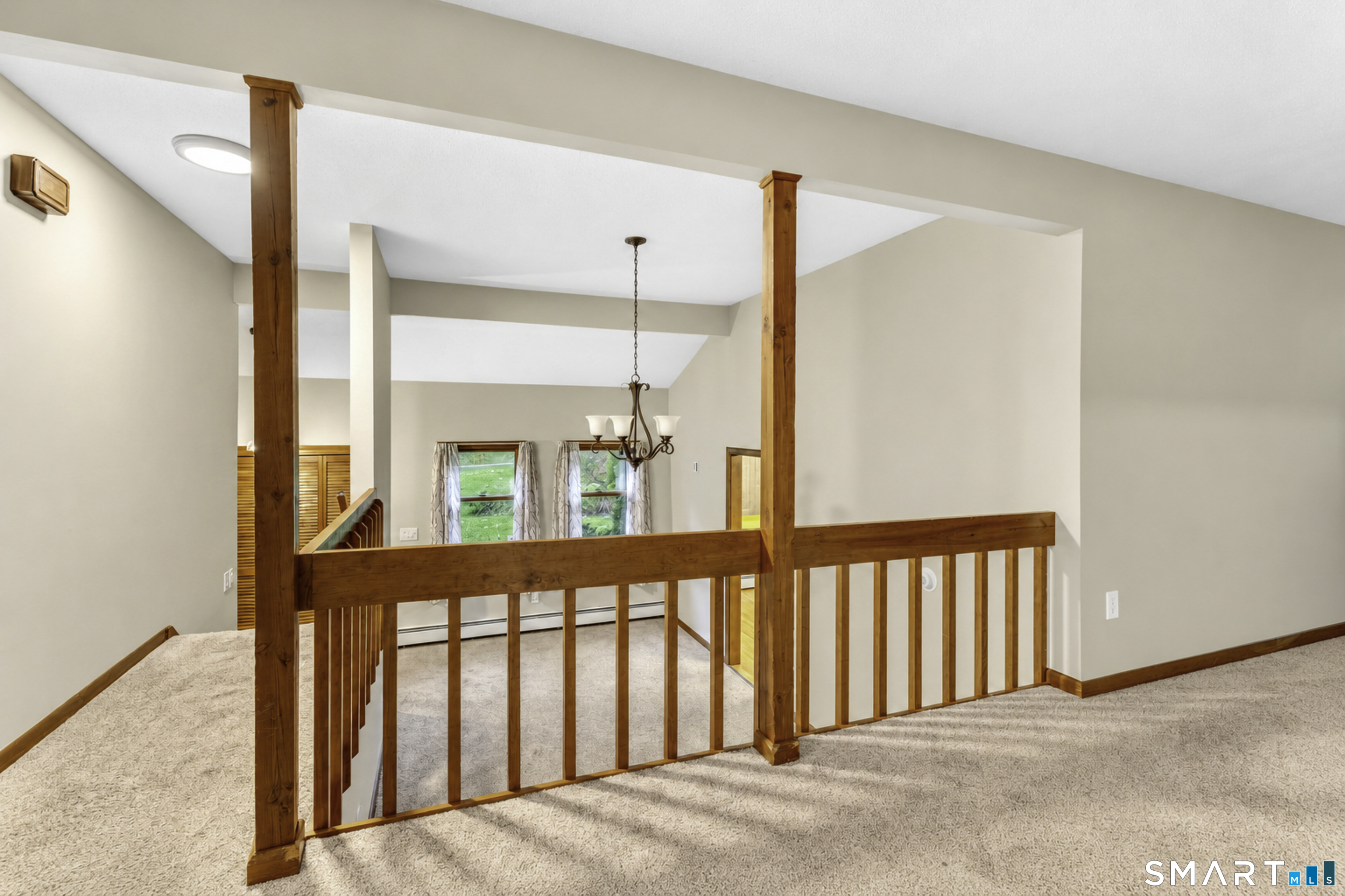 726 Neipsic Road Property Photo 13