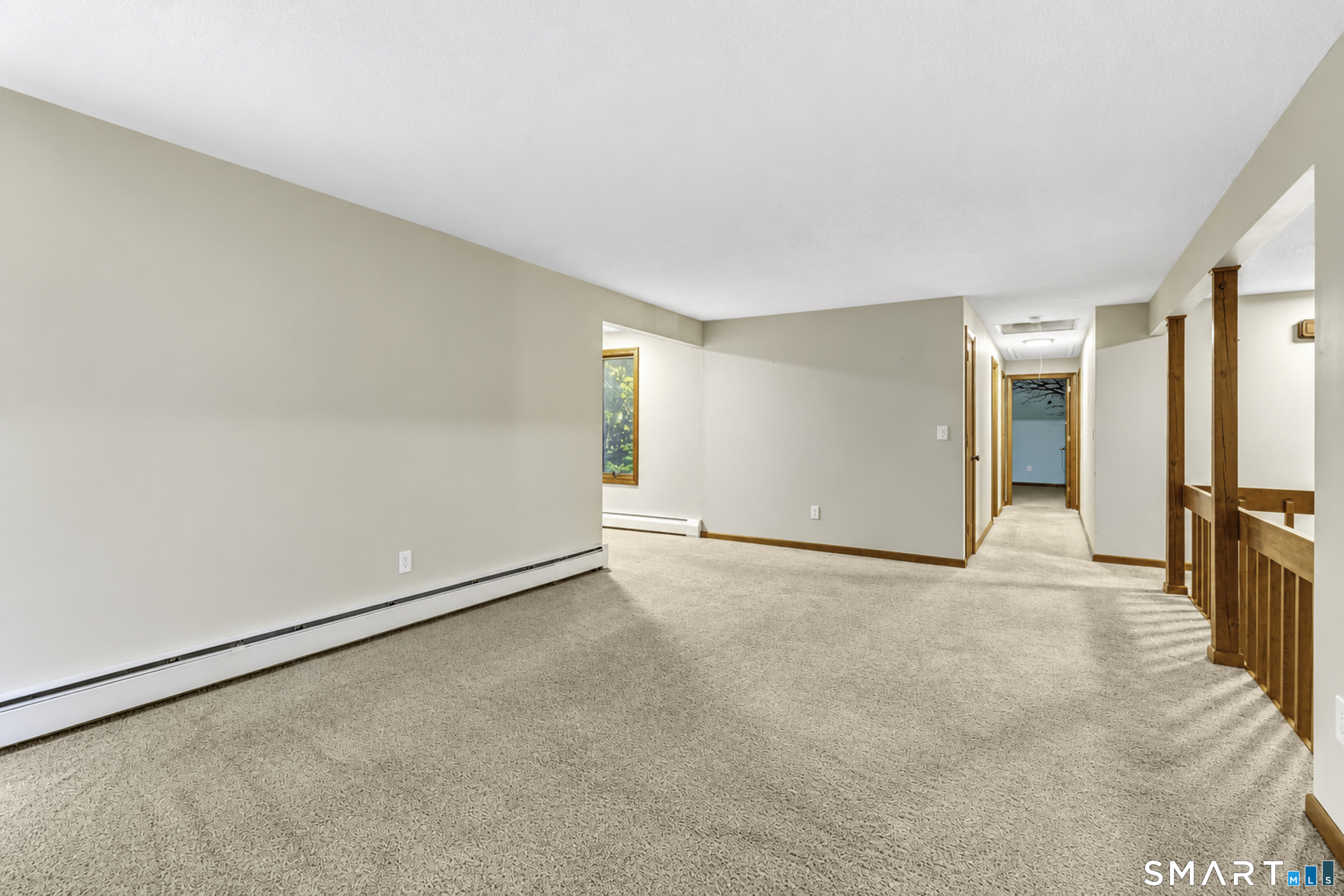 726 Neipsic Road Property Photo 16