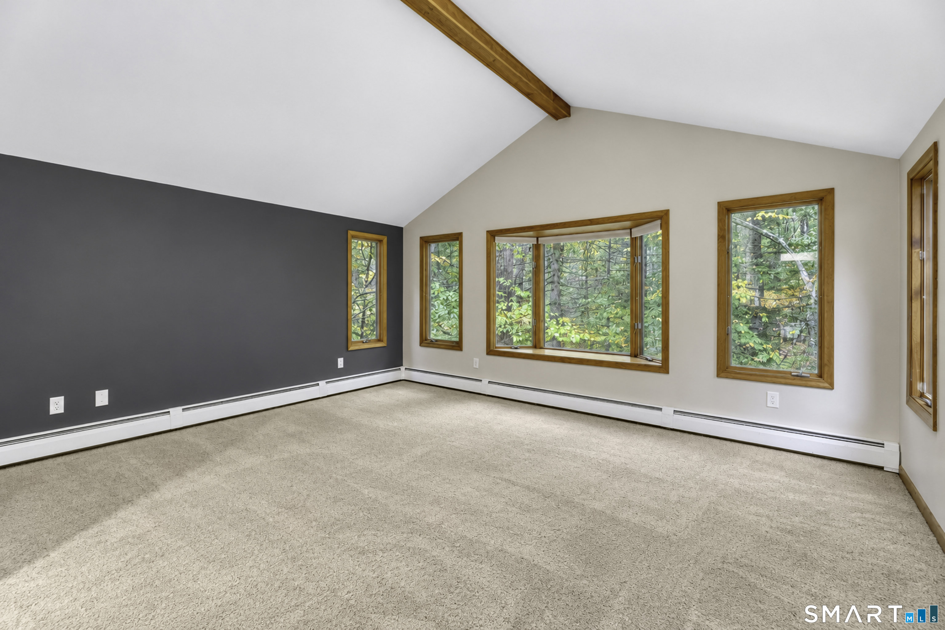 726 Neipsic Road Property Photo 17