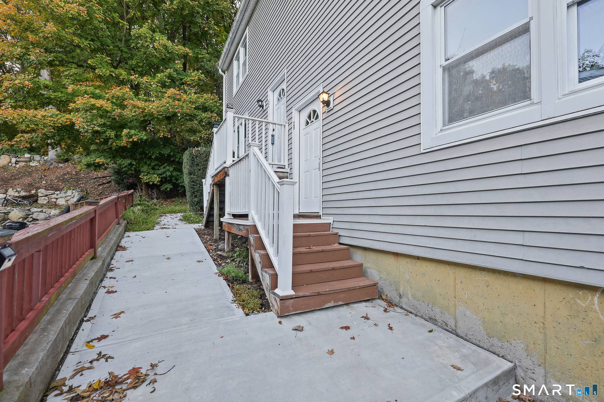6 Irving 2B Place Property Photo 1